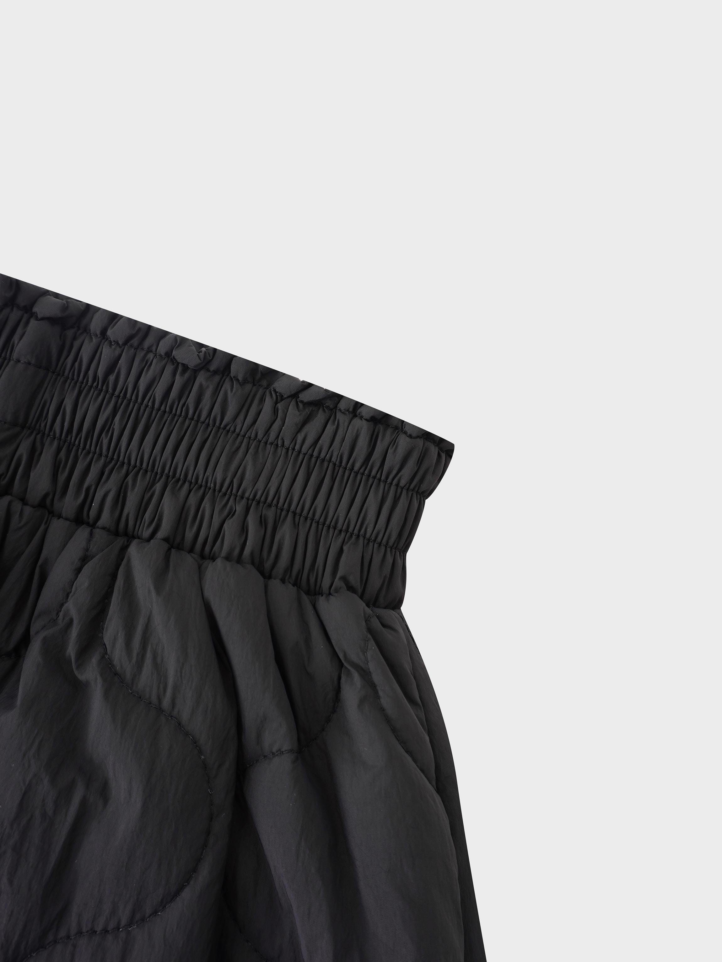 Quilted Puff Skirt-Black