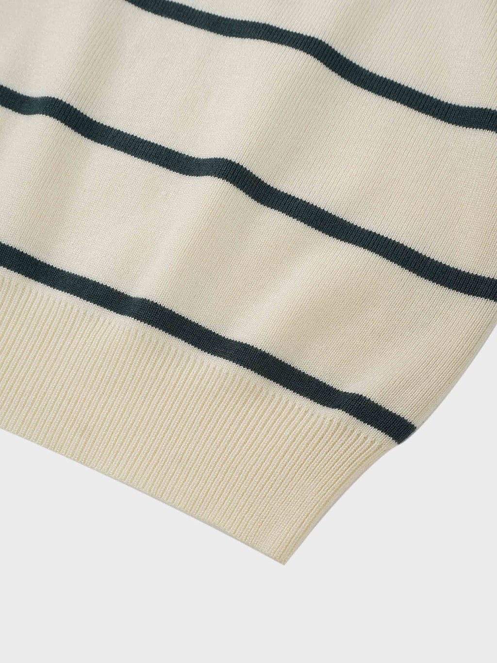 Mock Neck Thin Knit Sweater-Cream/Green