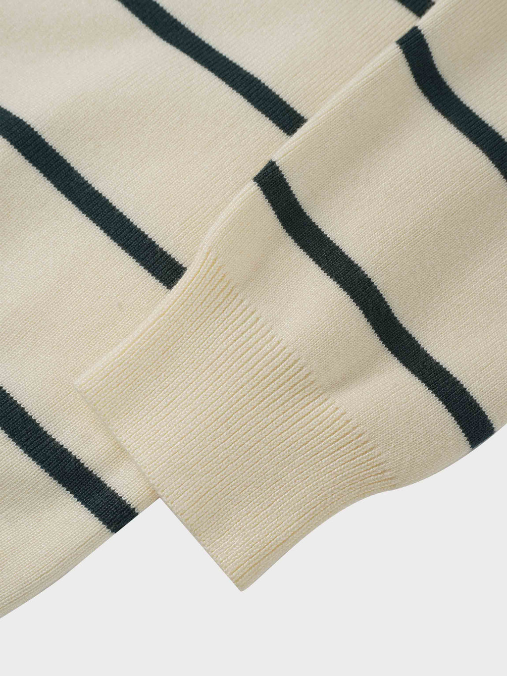 Mock Neck Thin Knit Sweater-Cream/Green