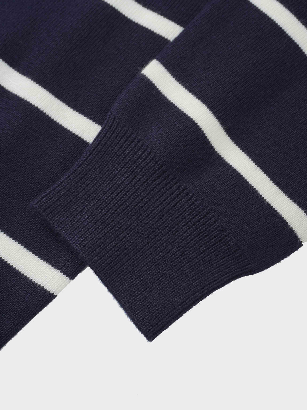 Mock Neck Thin Knit Sweater-Navy/Cream