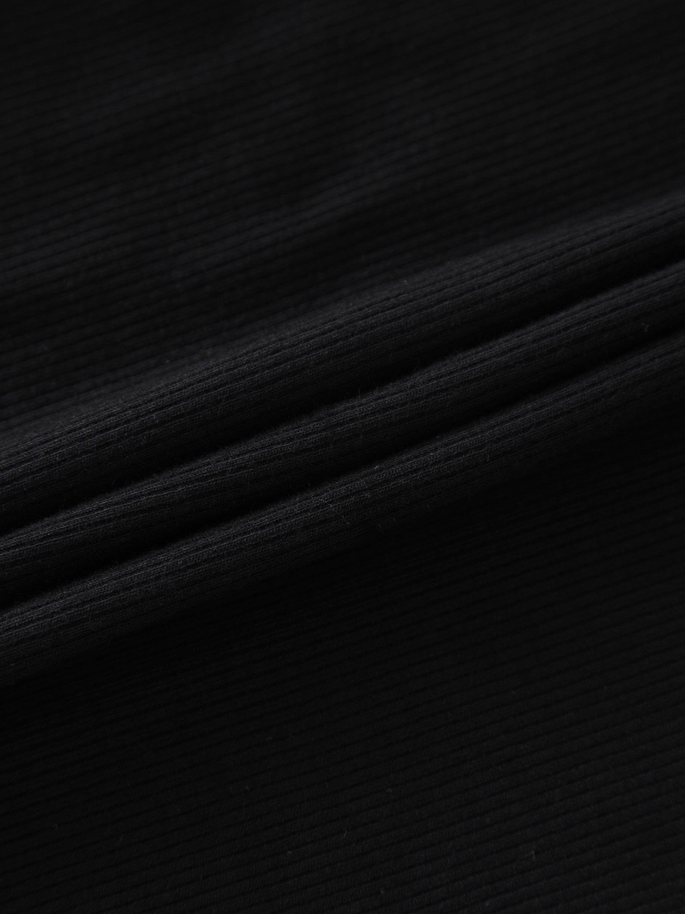 RIBBED KNIT MAXI SKIRT - BLACK