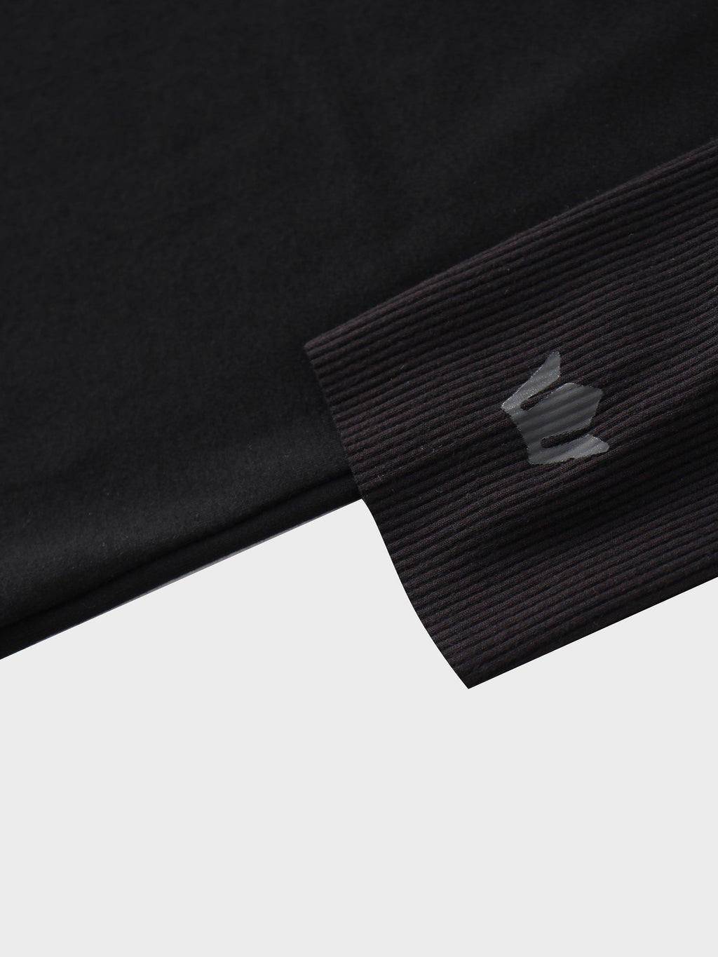 RIBBED BOTTOM T-SHIRT-BLACK