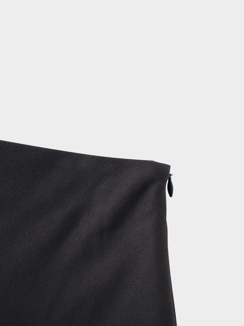 Basic A-Line Seamed Maxi Skirt-Black