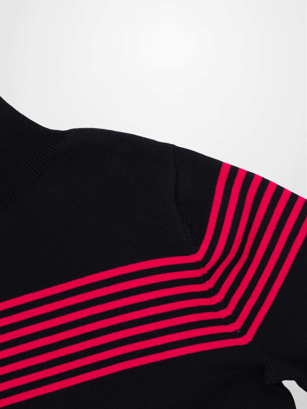 Thin Stripe Turtleneck  Sweater-Black/Hot Pink