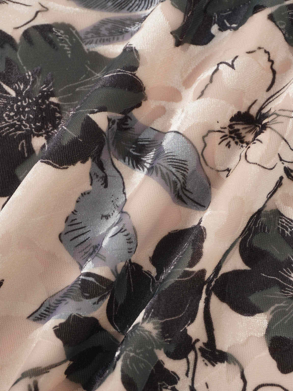 Velvet Printed Turtleneck-Floral