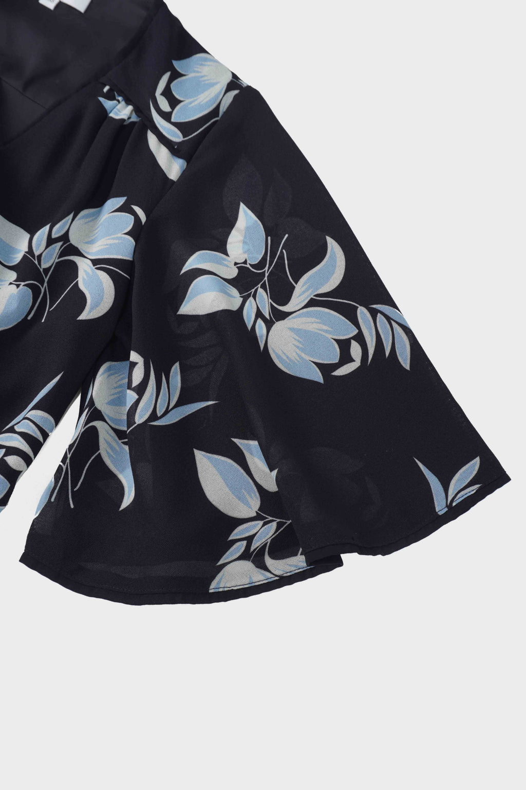 Flutter Sleeve Wrap Dress-Blue Flower