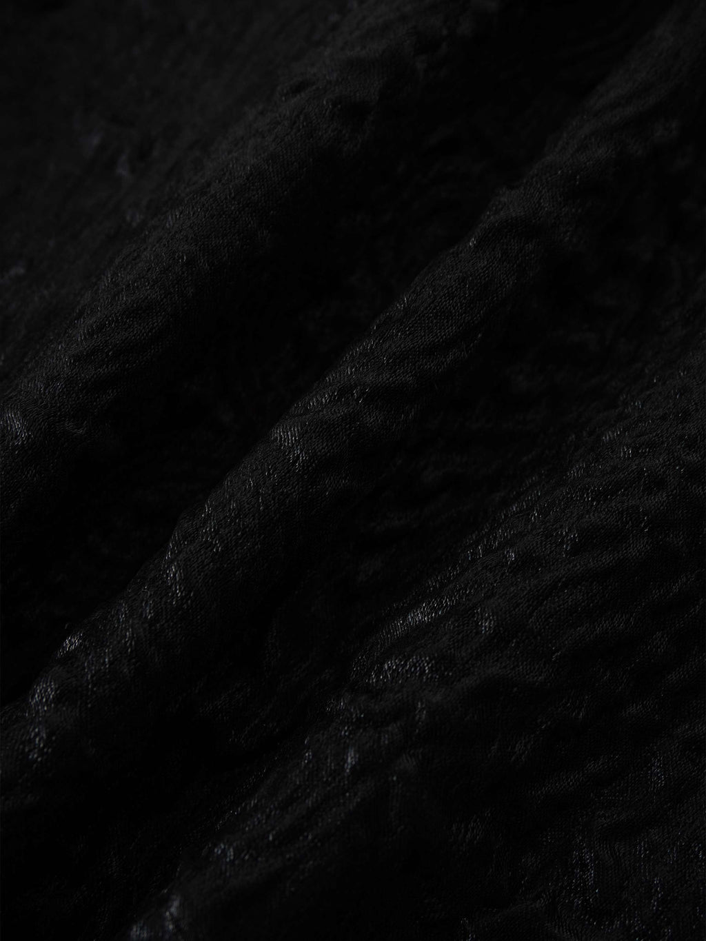 Embossed Inverted Pleat Skirt-Black