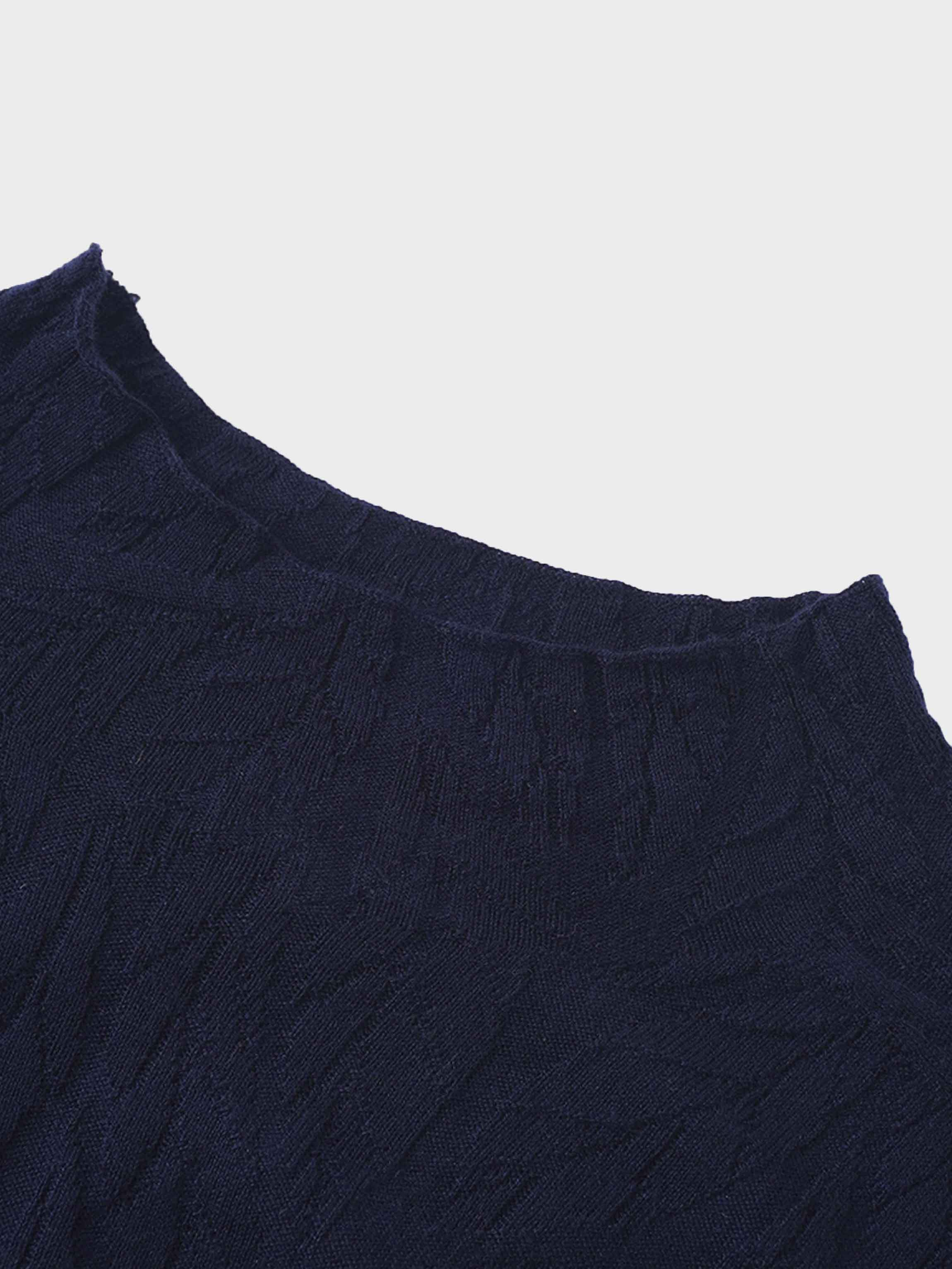 Leaf Design Turtleneck-Navy