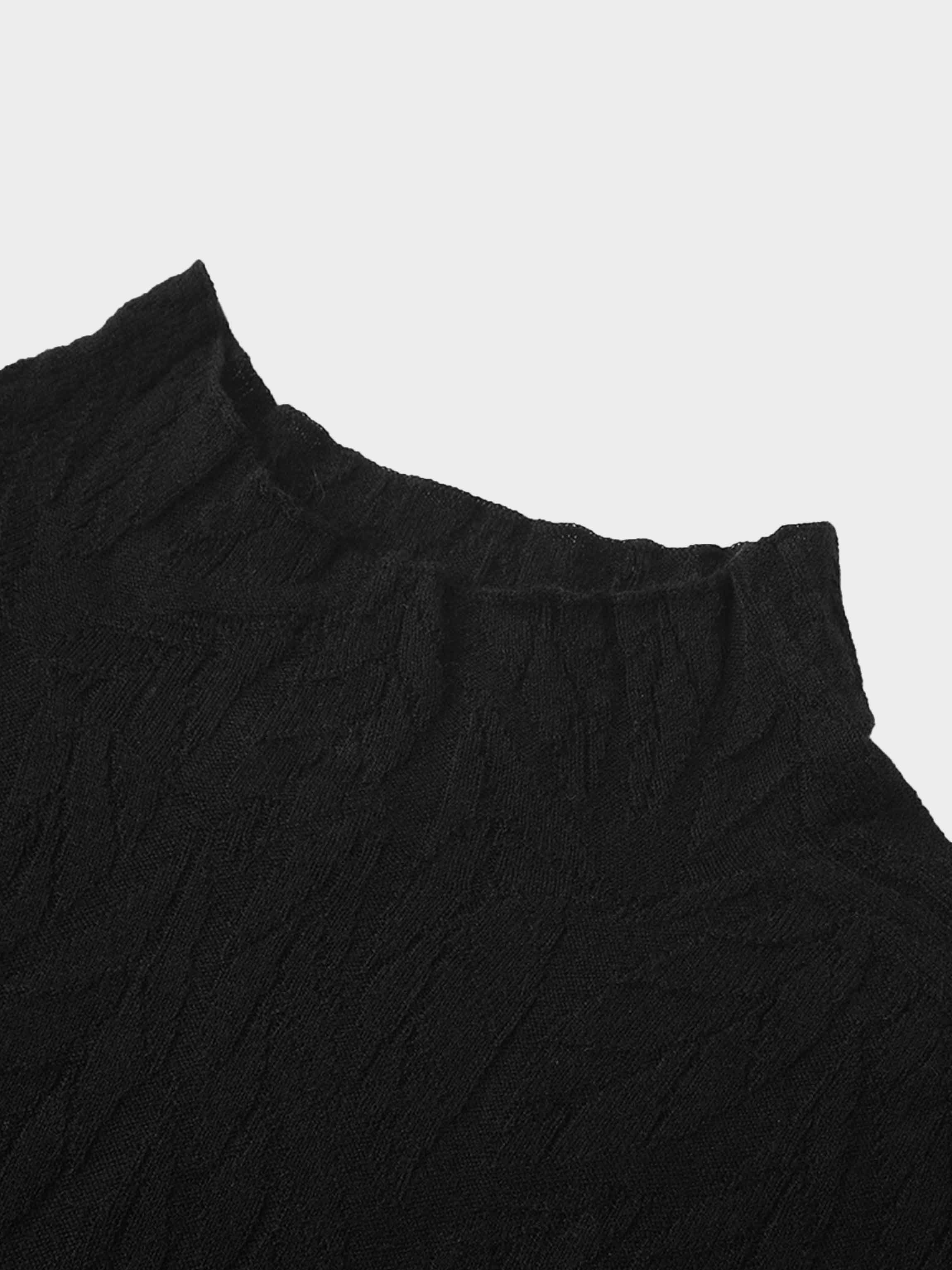 Leaf Design Turtleneck-Black