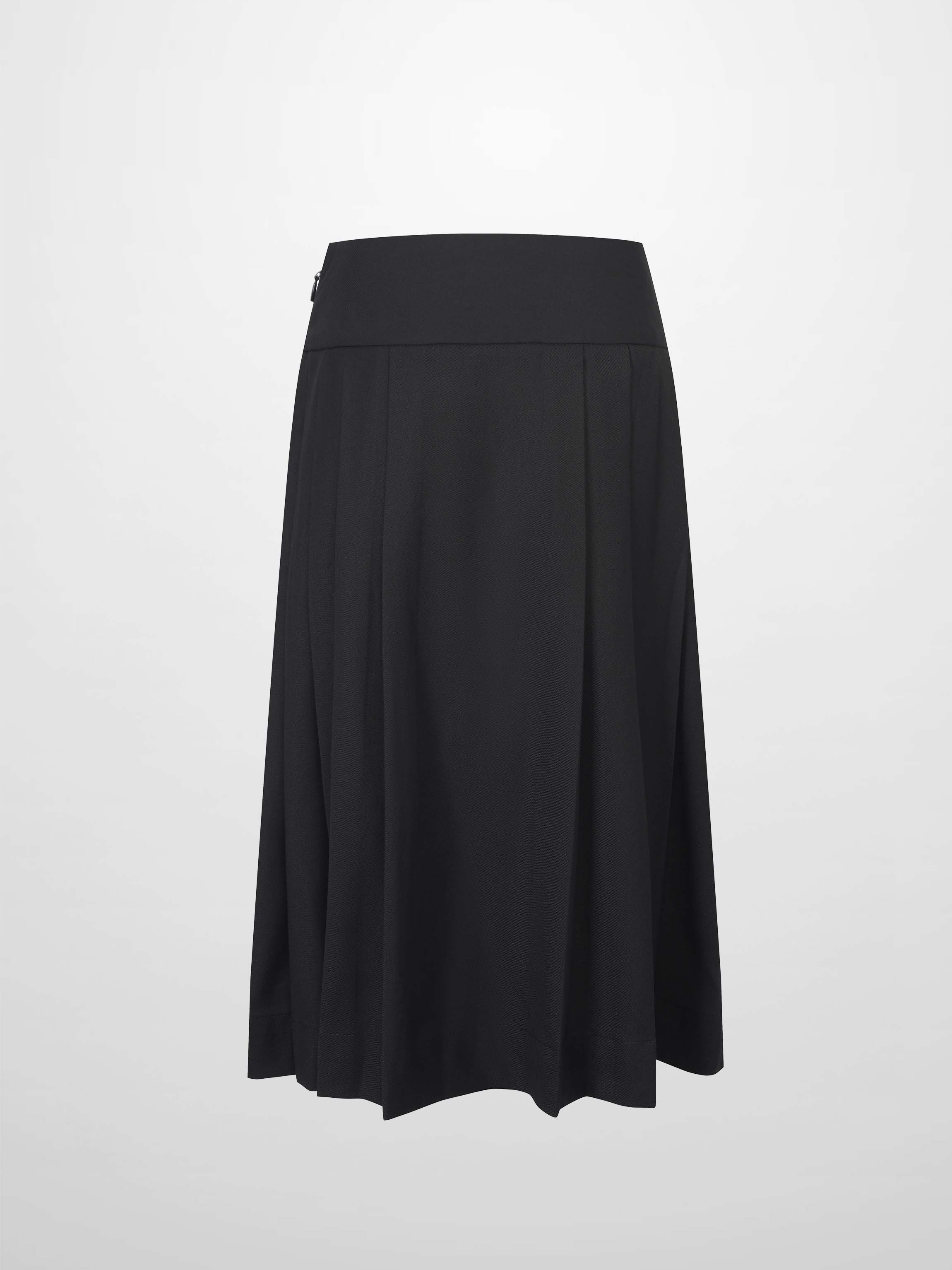 Yoke Pleated Skirt-Black