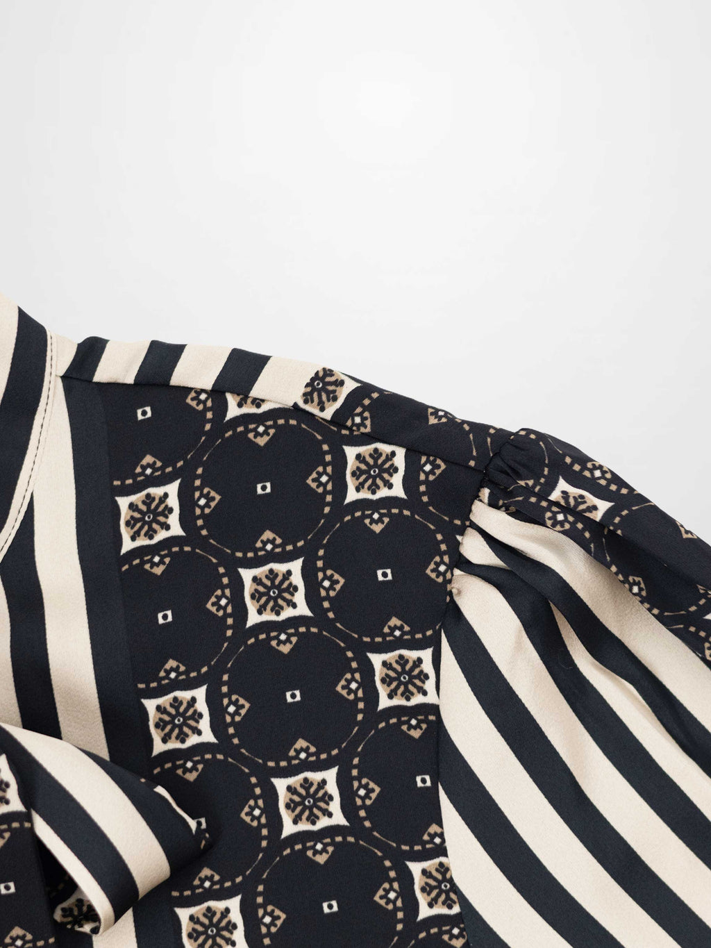 Bow Blouse-Geometric