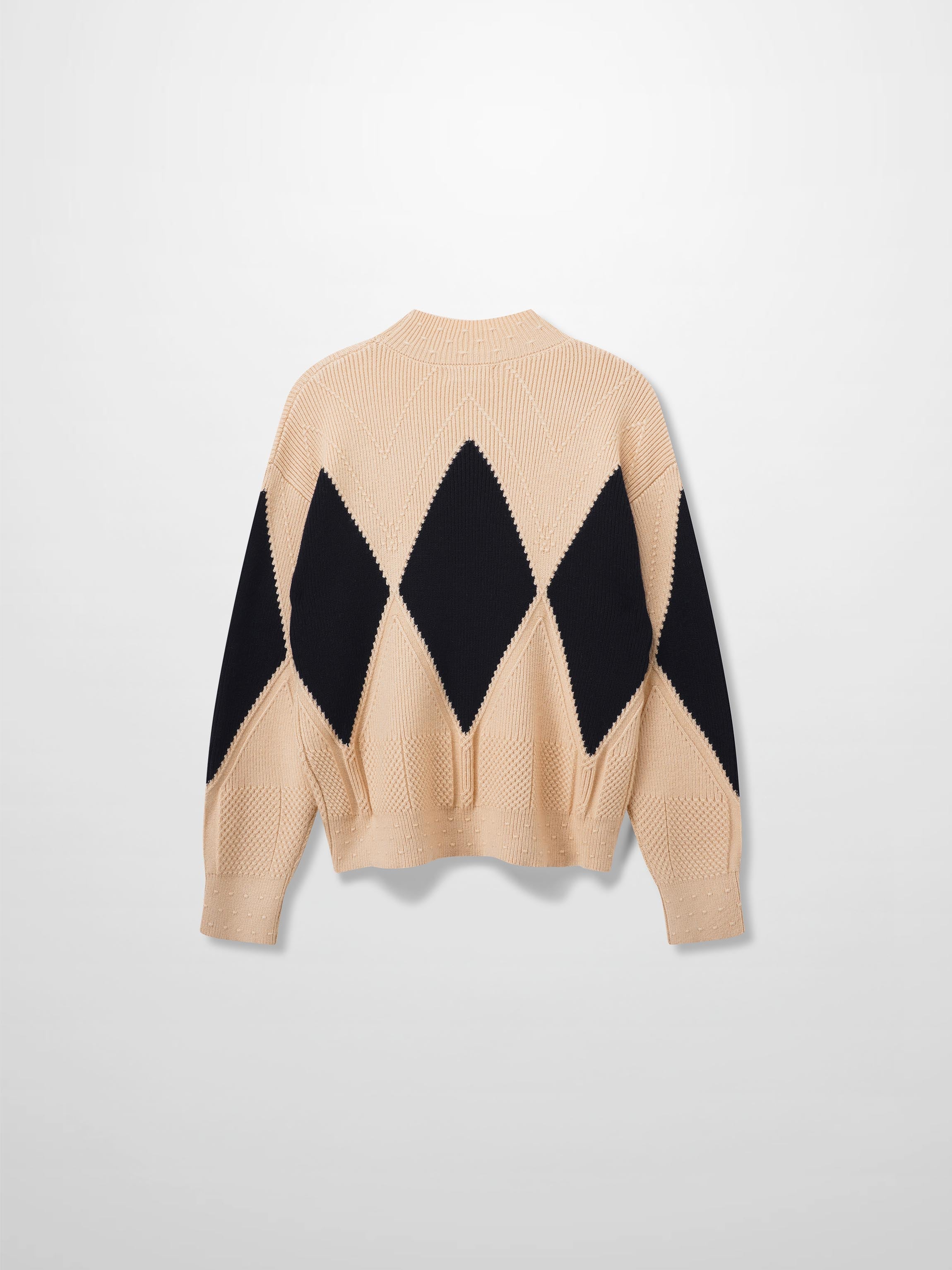 Center Diamond Sweater-Ivory/Black