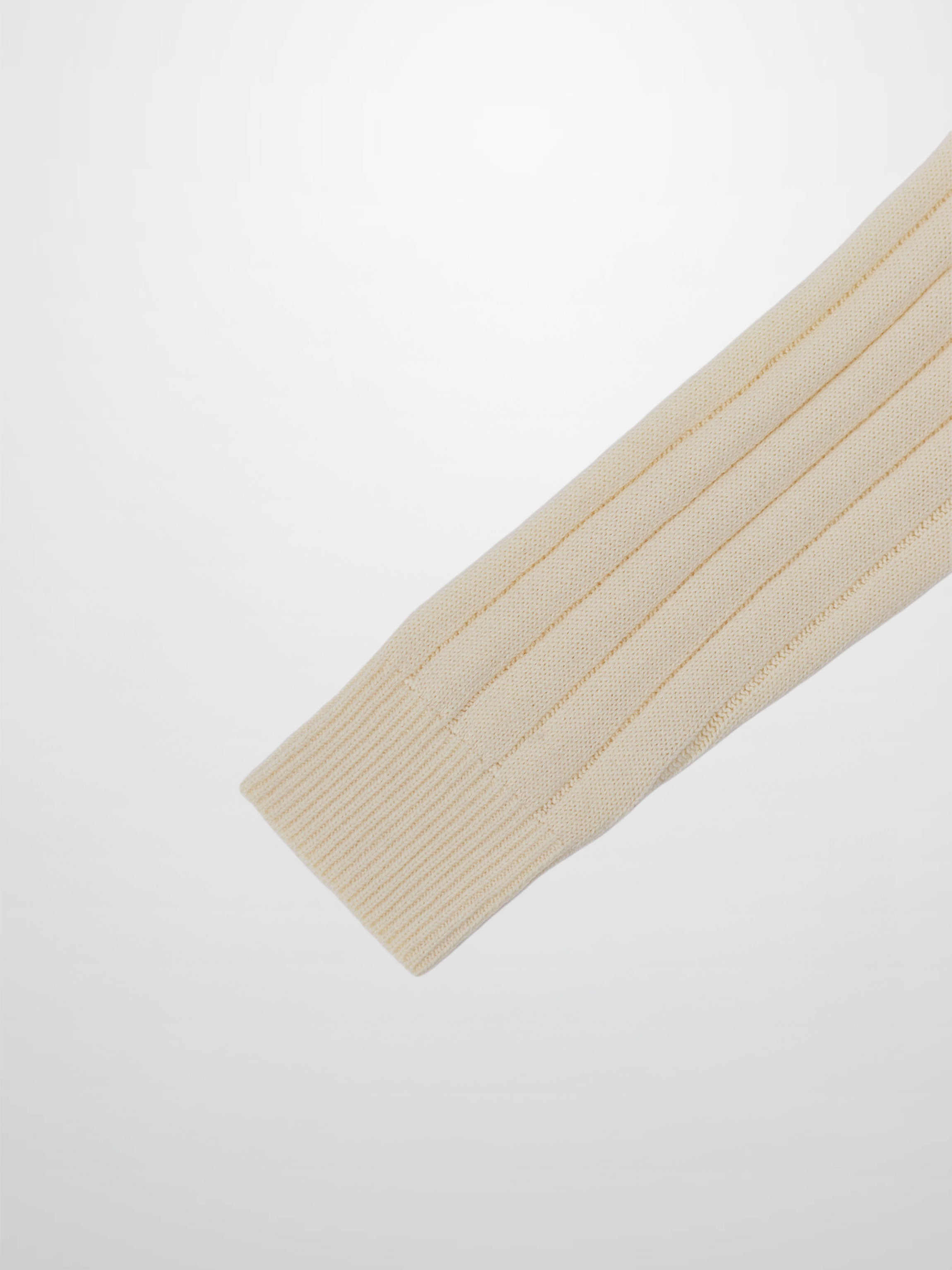 V Neck Stripe Sweater-Cream/Black