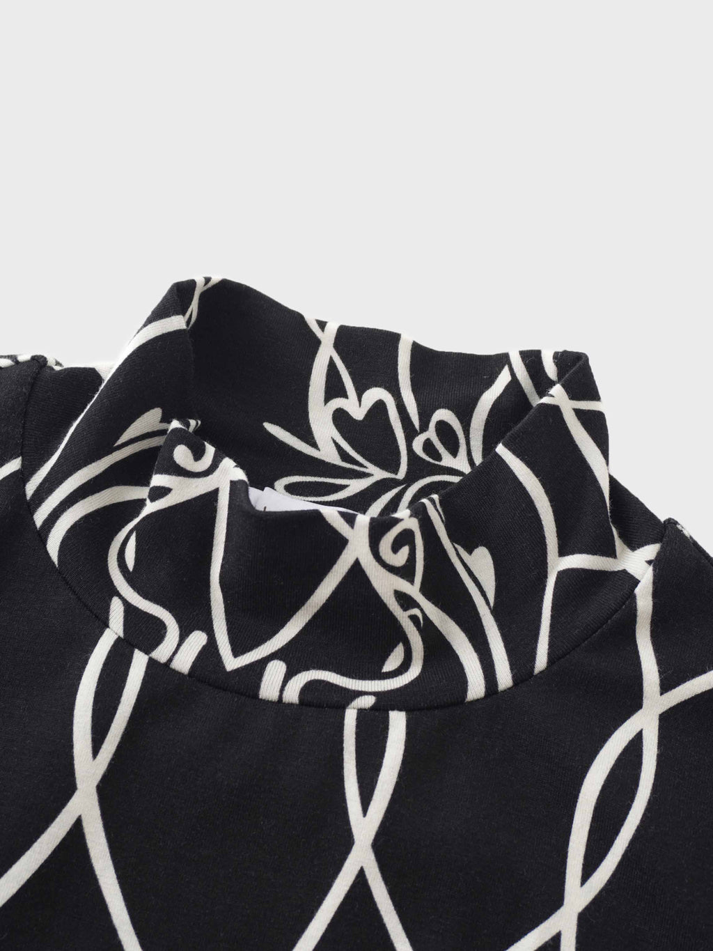 Printed Modal Turtleneck-Floral Vines Black