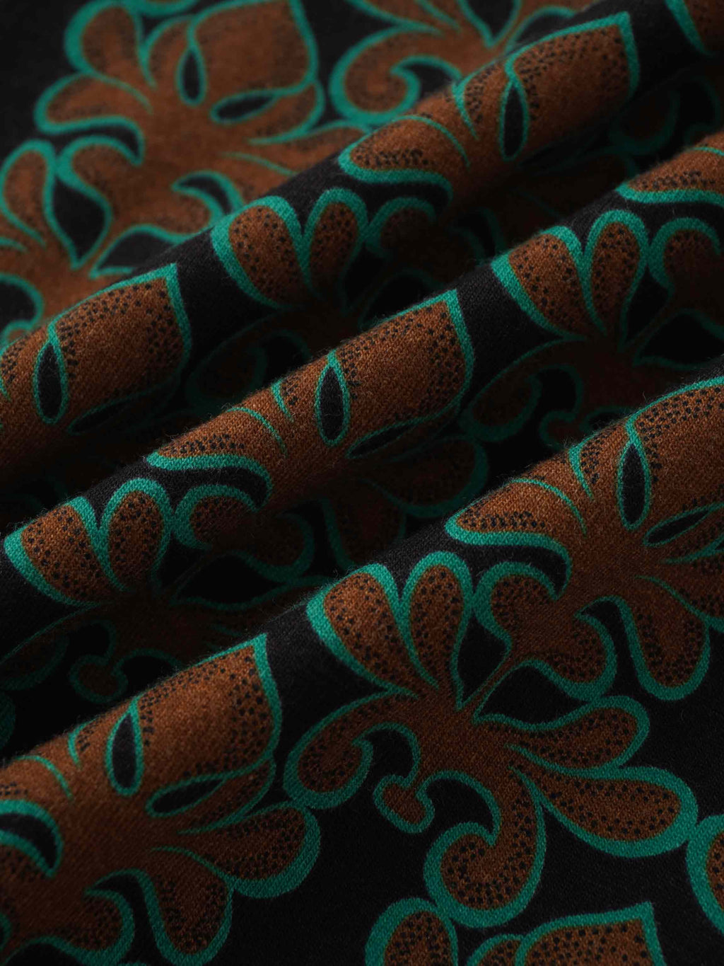 Printed Modal Turtleneck-Green/Brown Clover