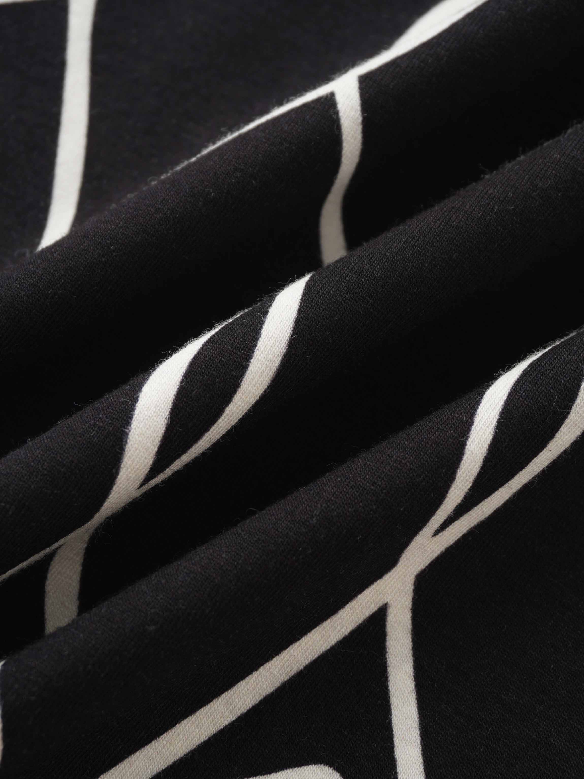 Printed Modal Turtleneck-Floral Vines Black