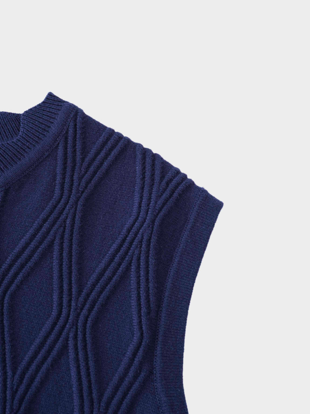 Scalloped Sleeveless Crew Neck Sweater-Blue