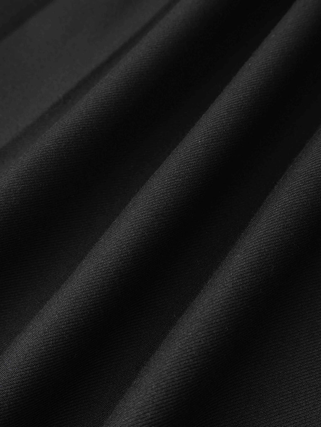 Yoke Pleated Skirt-Black