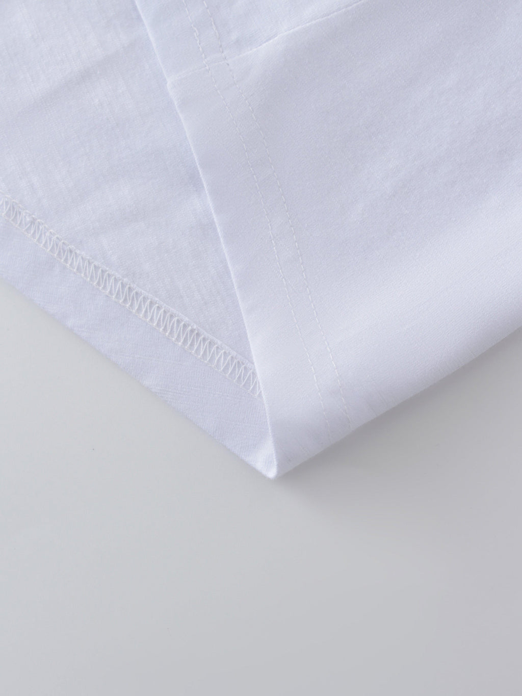 OMBRE PLEAT BACK TEE-BLACK