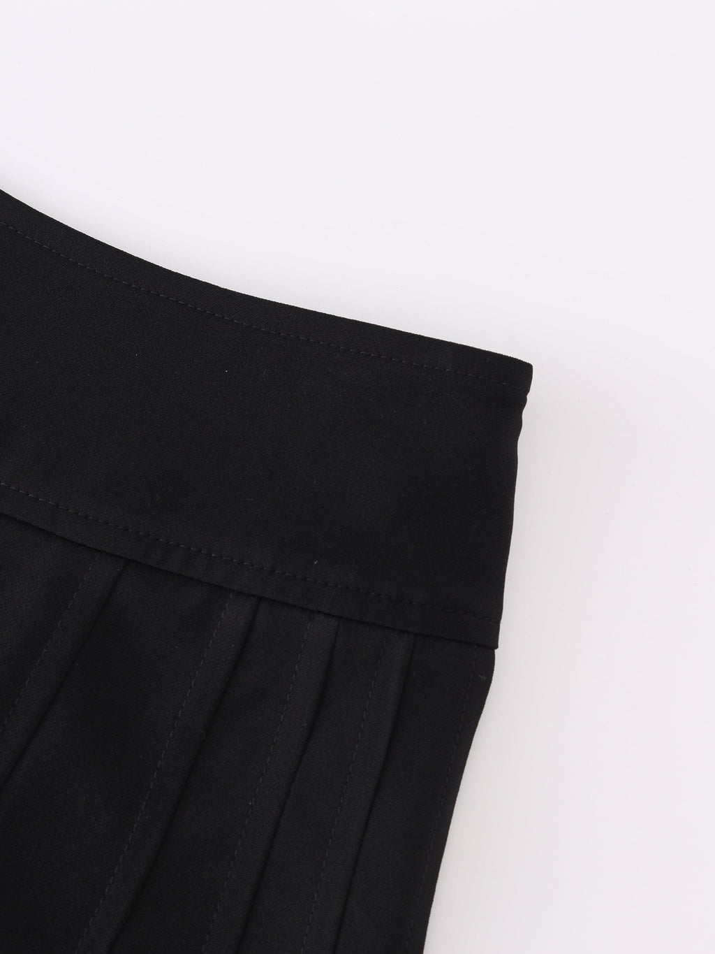 Yoke Pleated Skirt 37"-Black