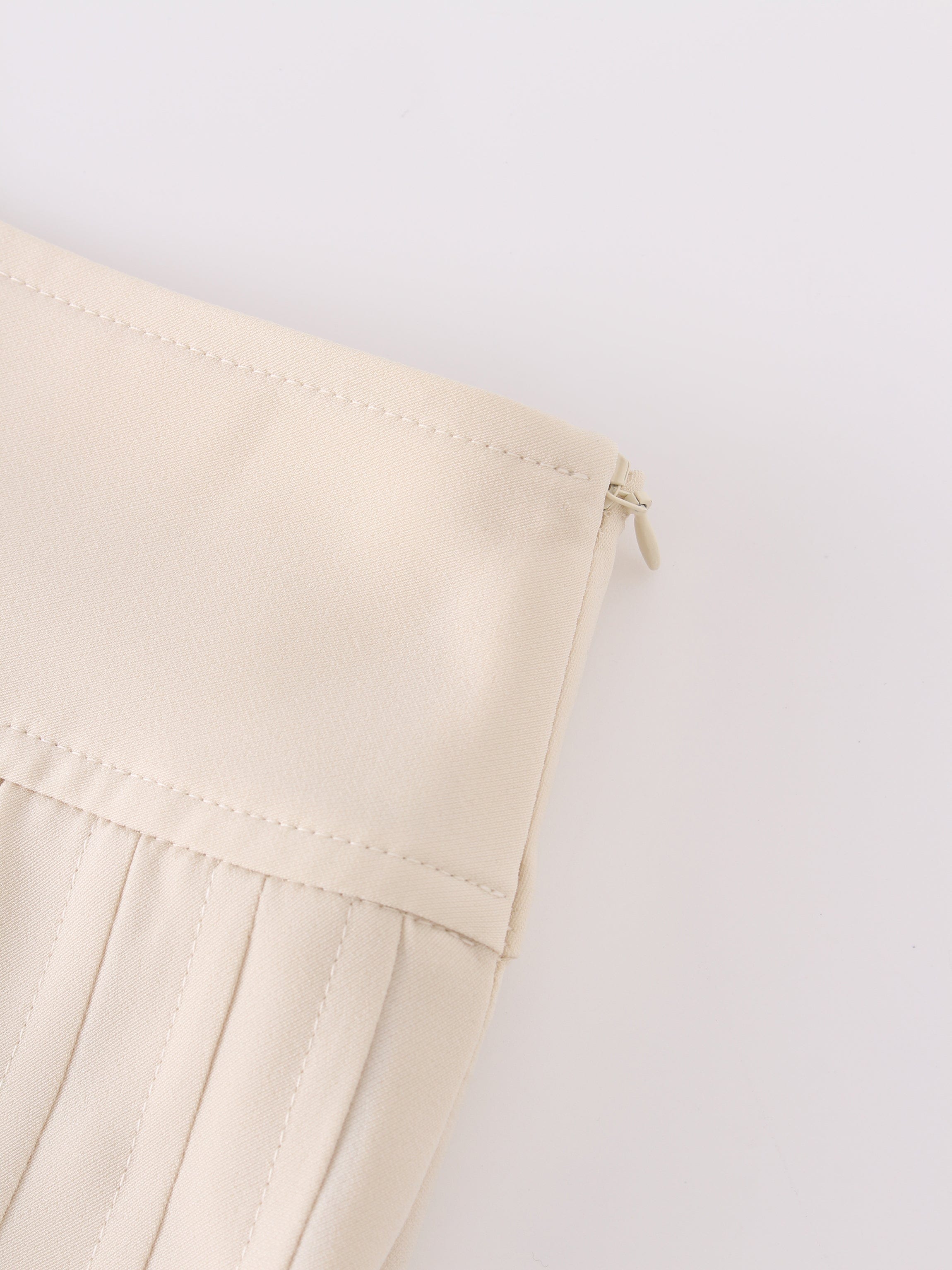 Yoke Pleated Skirt 37"-Ivory