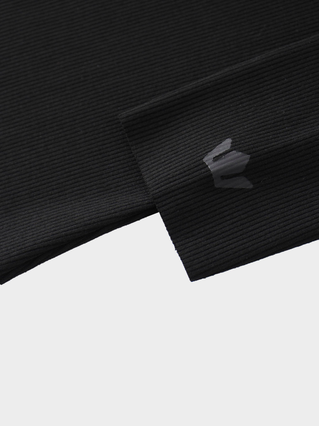 Rounded Hem Ribbed T-Shirt-Black