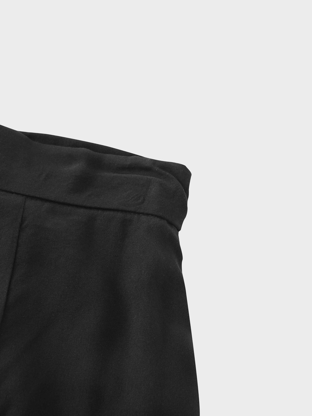 TRUMPET FLARE SKIRT-BLACK