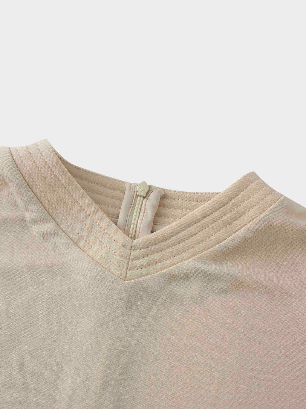 Princess Stitched High V top-Cream