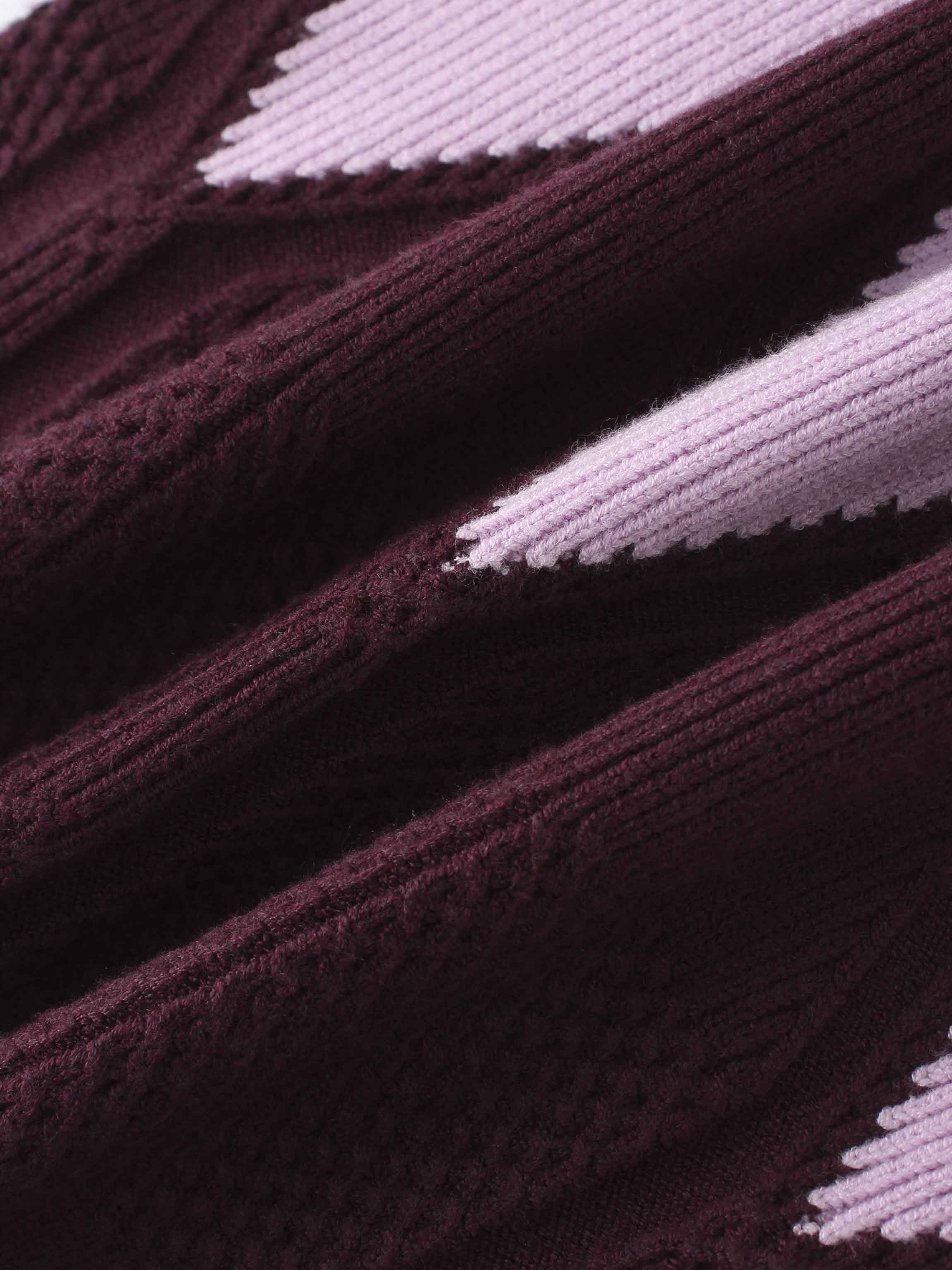 Center Diamond Sweater-Wine/Lilac