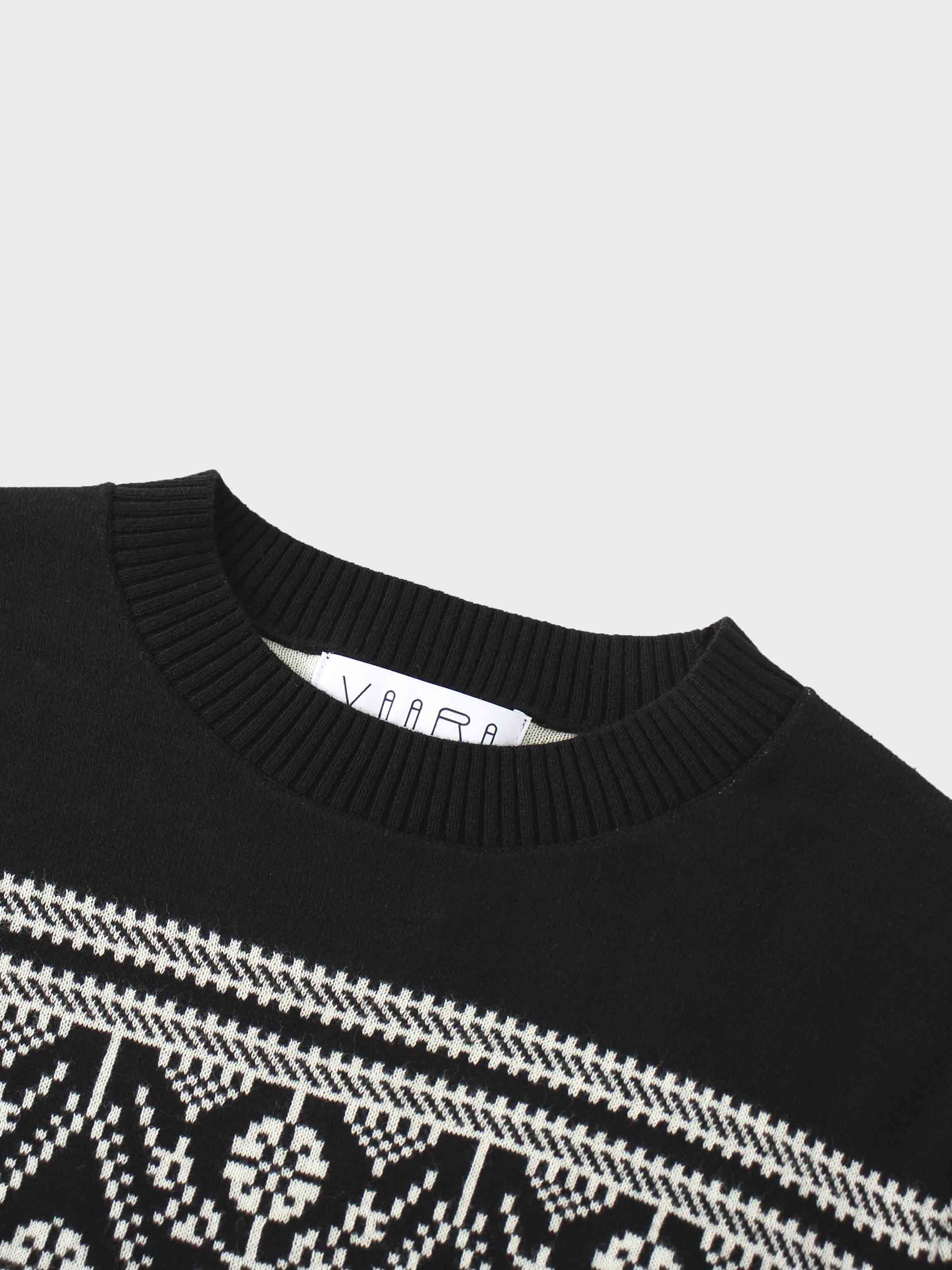 Designed Sweater-White Combo Print