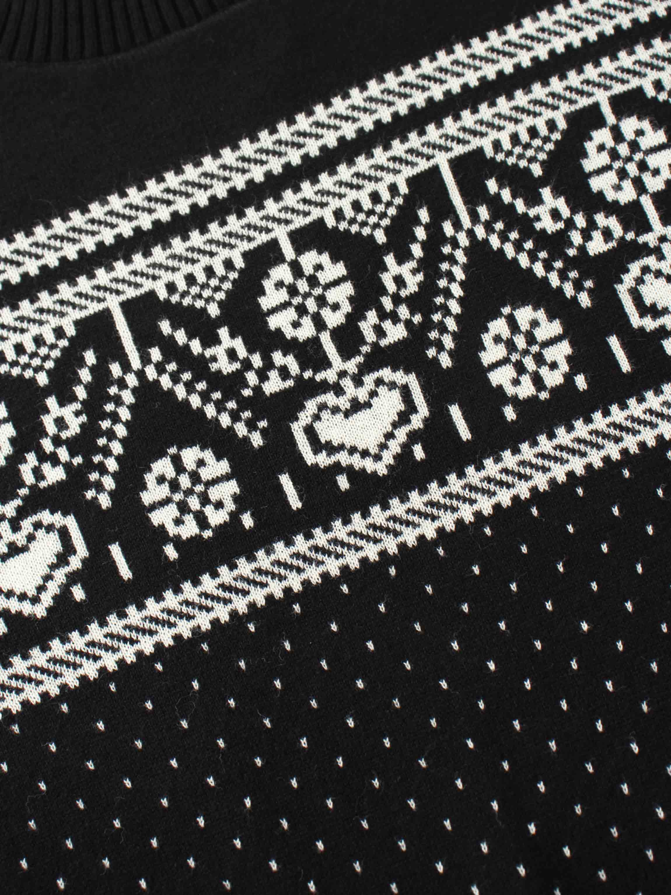 Designed Sweater-White Combo Print