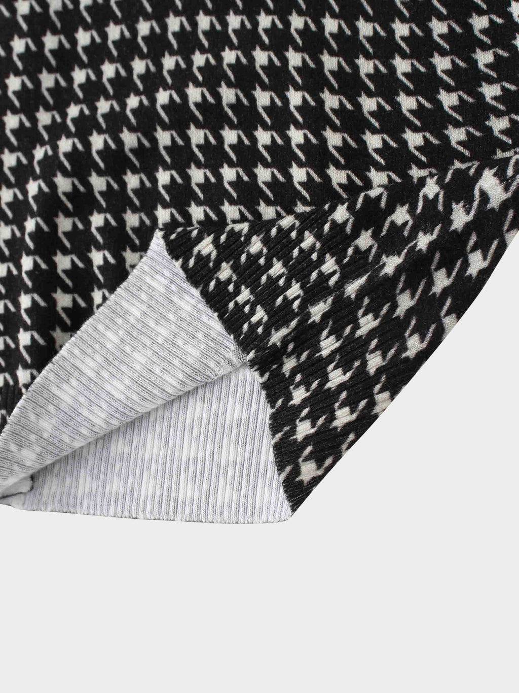 Printed Cardigan Short-Black and White Houndstooth