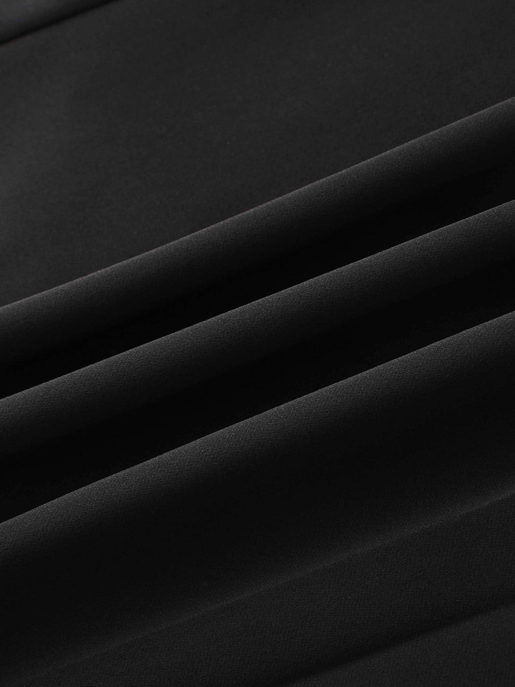 Side Pleat A-Line Short Skirt-Black