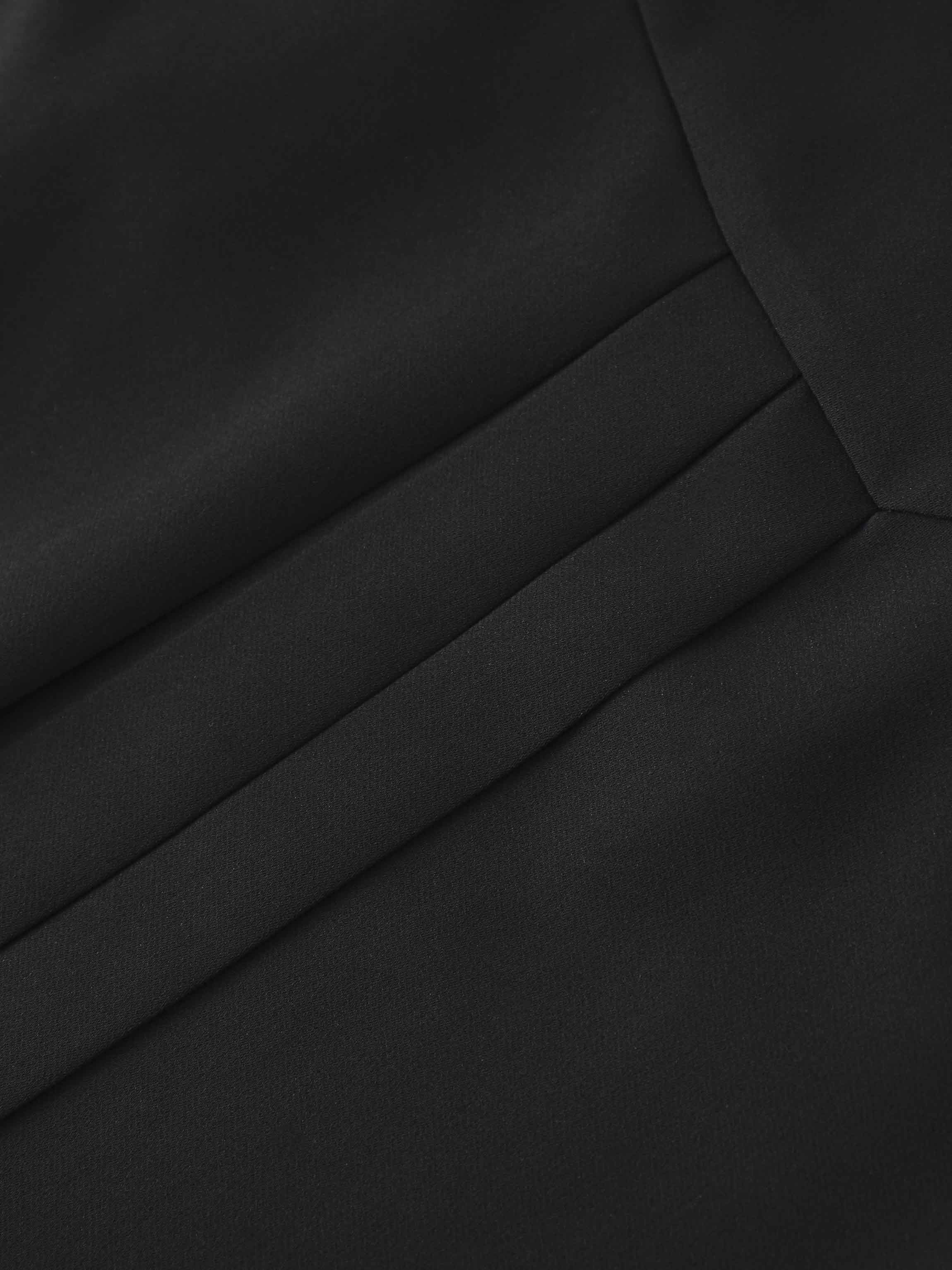 Side Pleat A-Line Short Skirt-Black