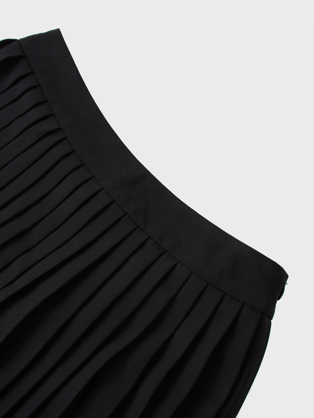 Lace Bottom Pleated Skirt-Black