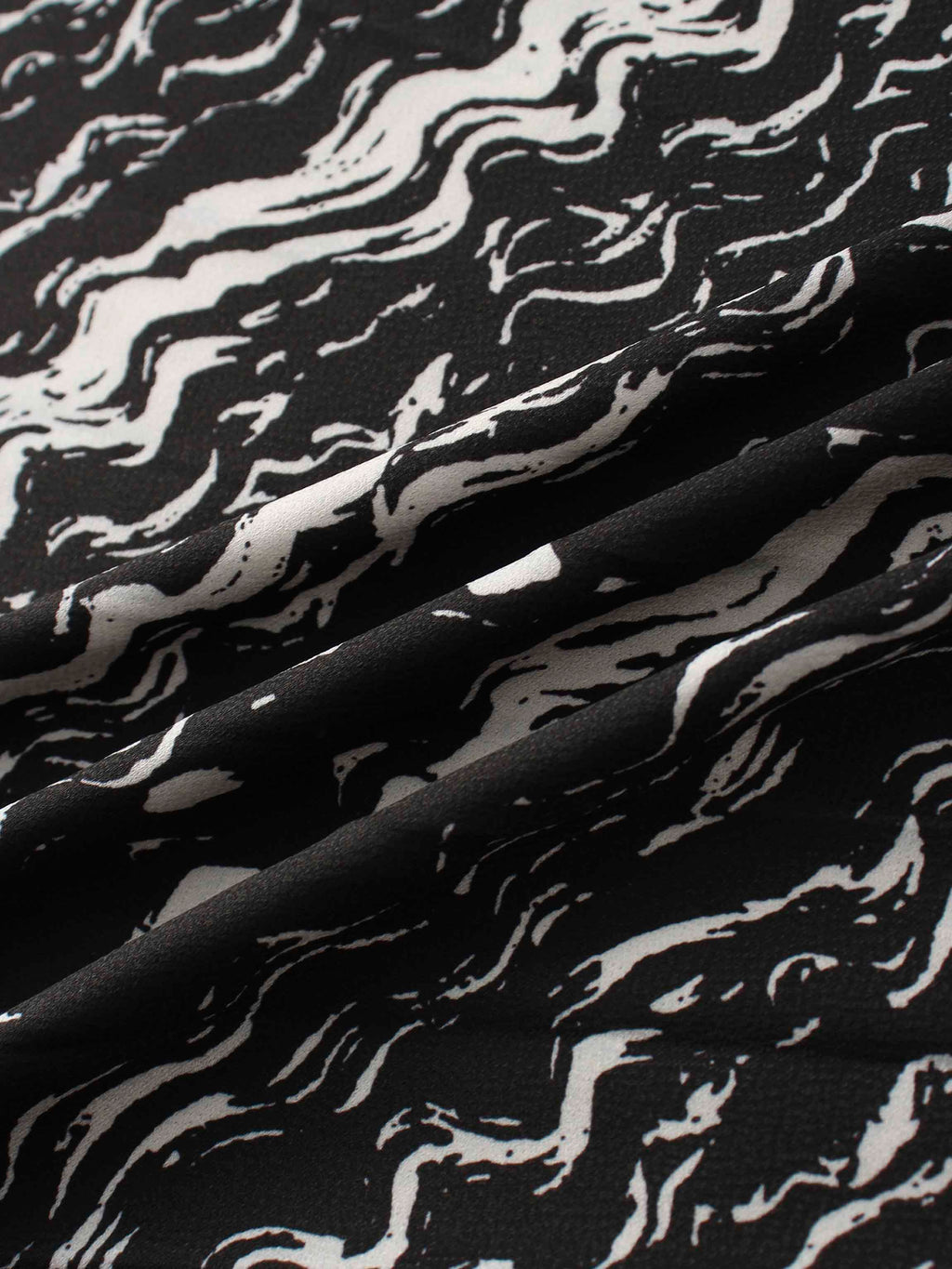 Pleat Bottom Stretch Maxi Dress-Black/White