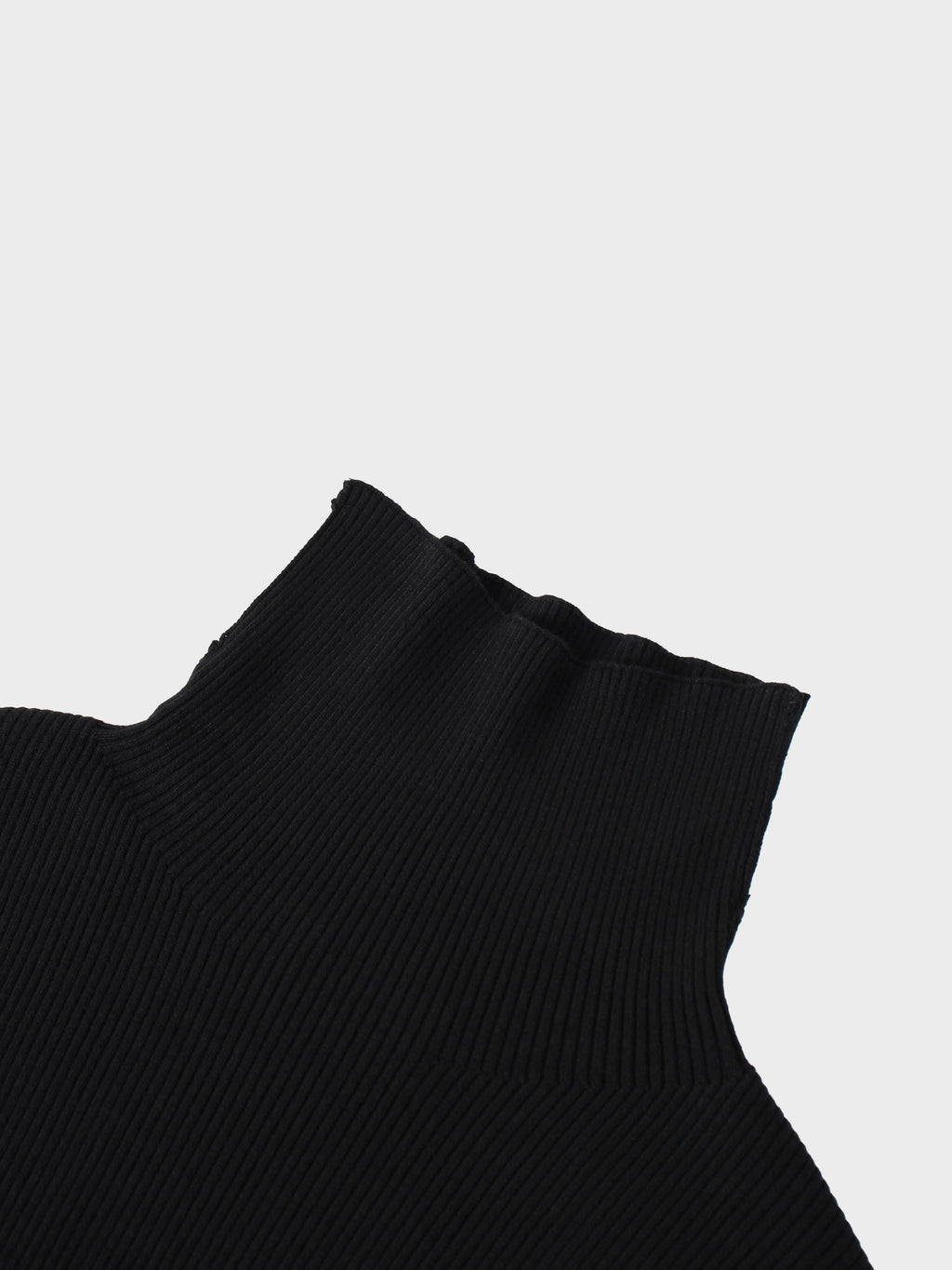 Knit Ribbed Turtleneck-Black
