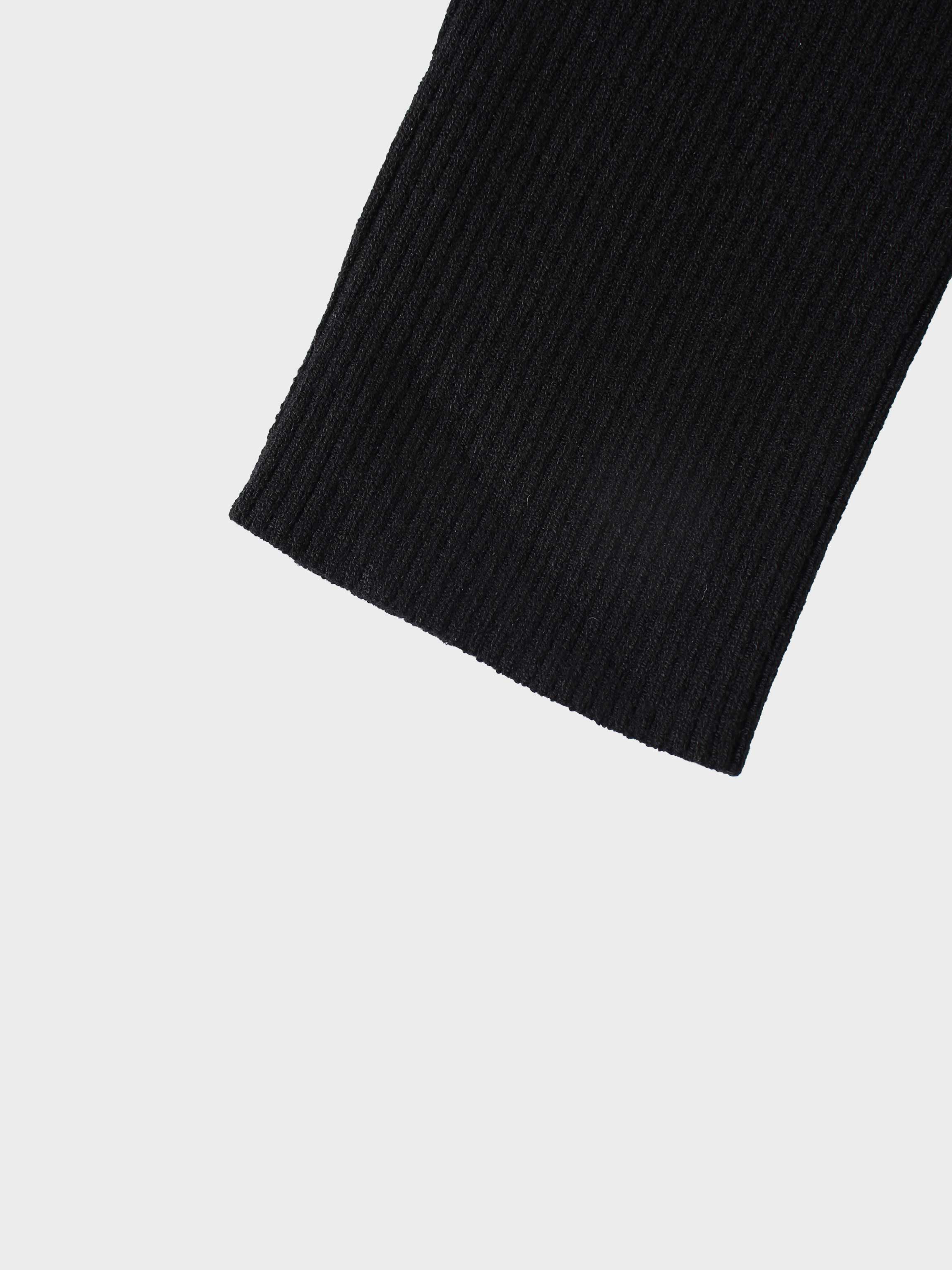 Knit Ribbed Turtleneck-Black