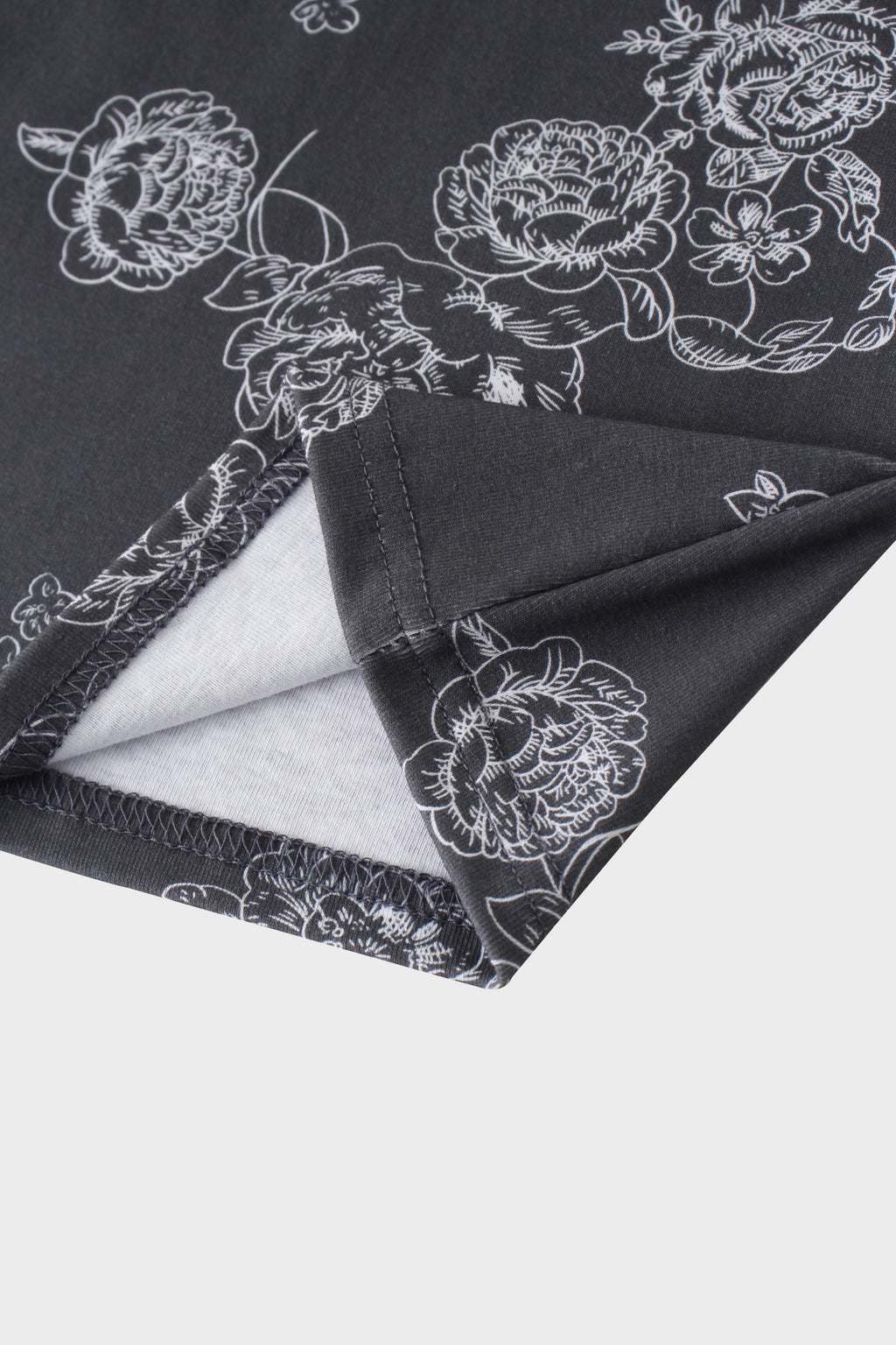 Basic Printed T-shirt-Grey Floral