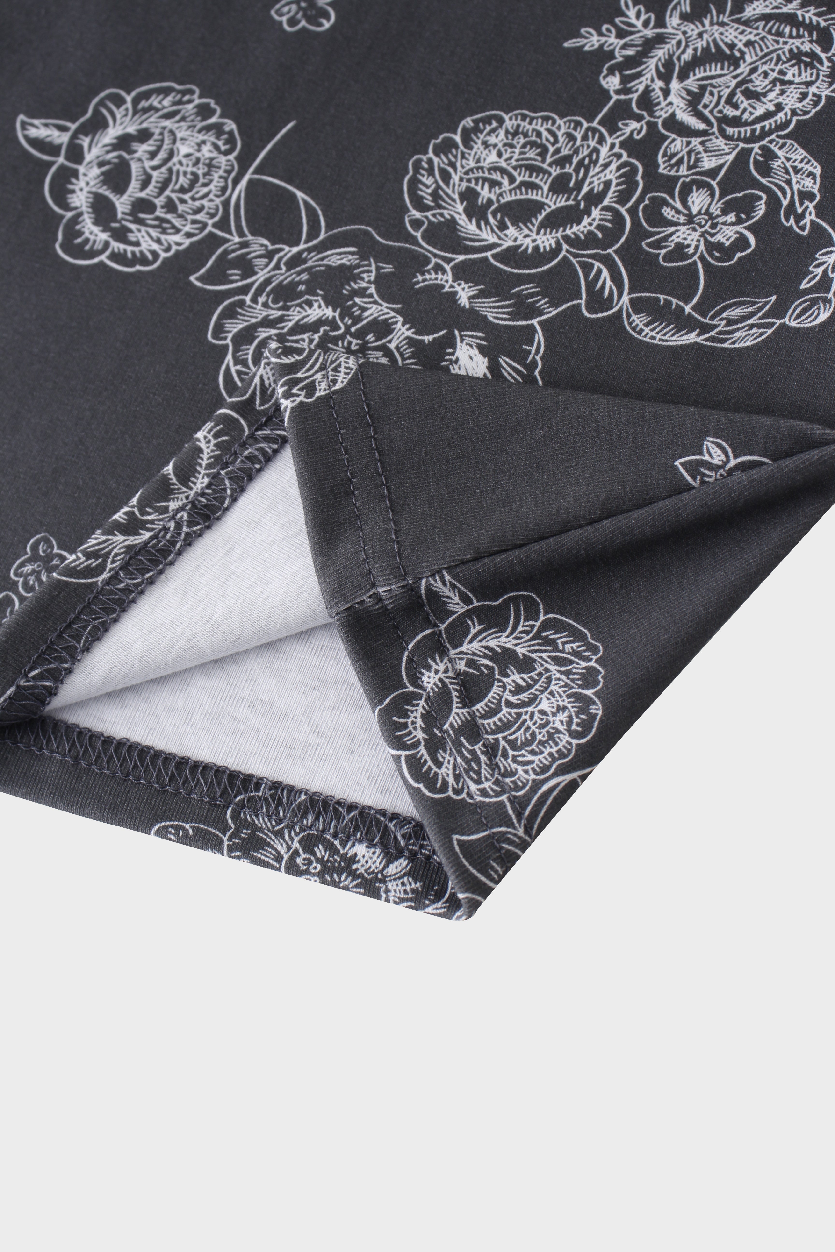 Basic Printed T-shirt-Grey Floral