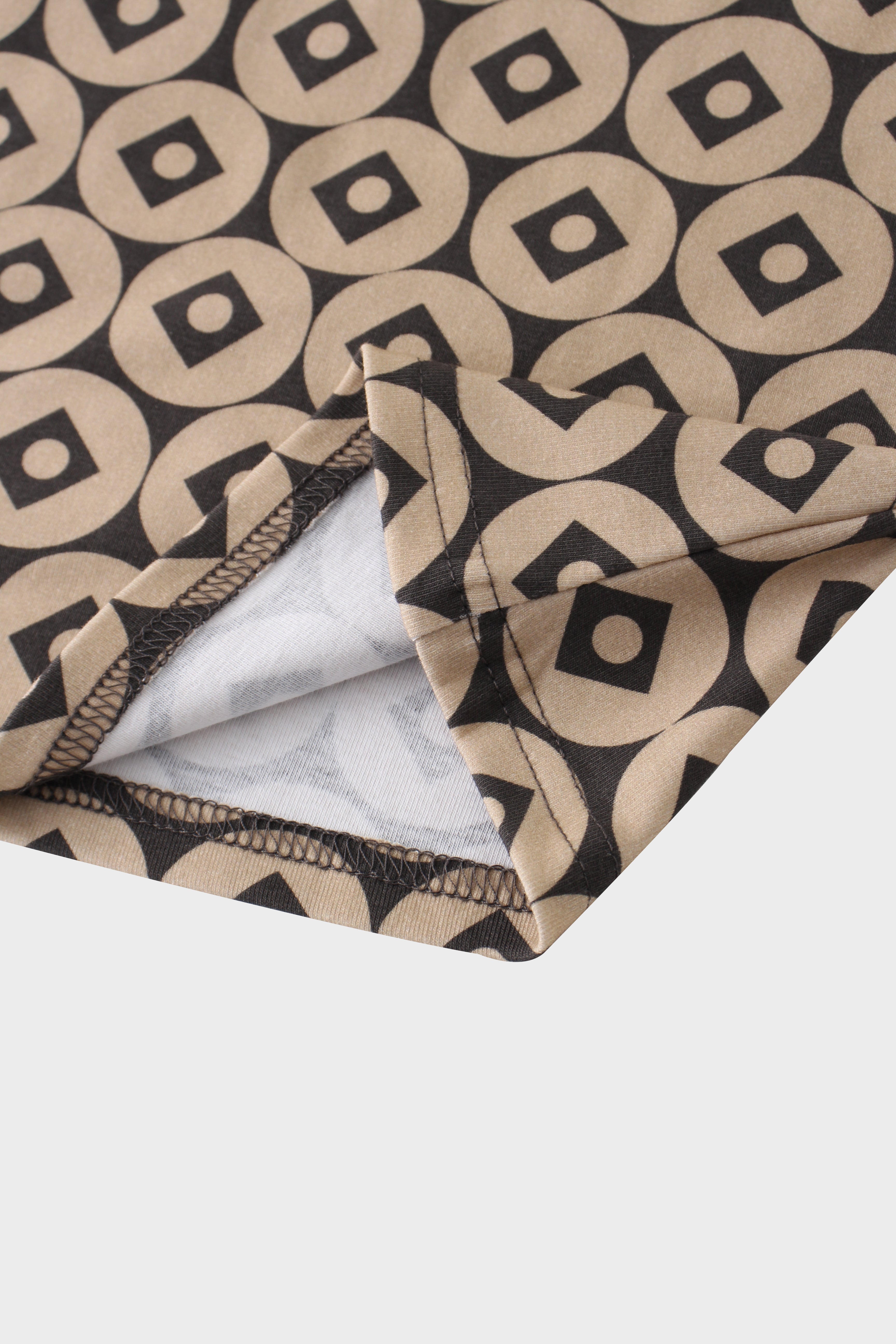 Basic Printed T-shirt-Geo Ombre