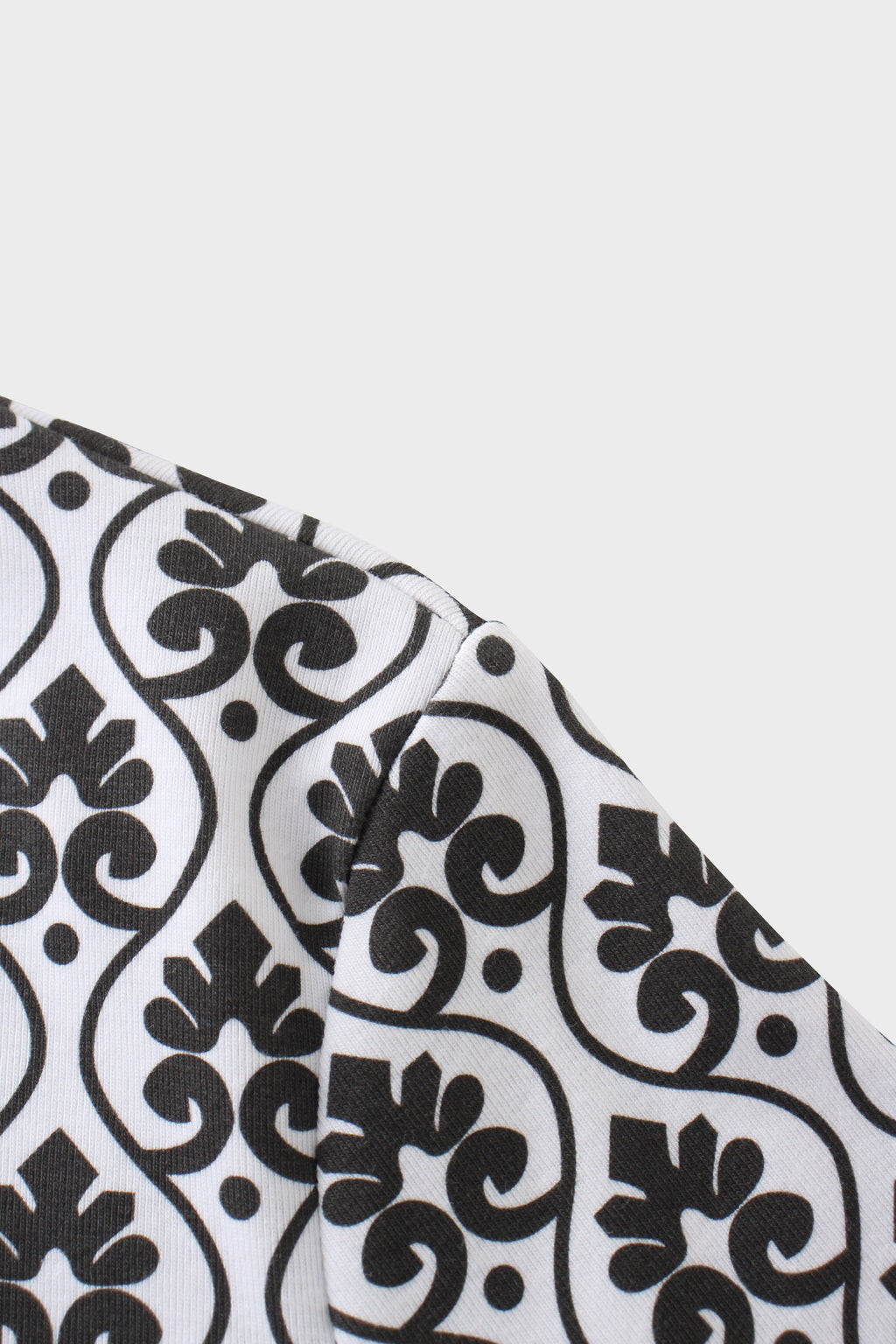 Basic Printed T-shirt-Damask