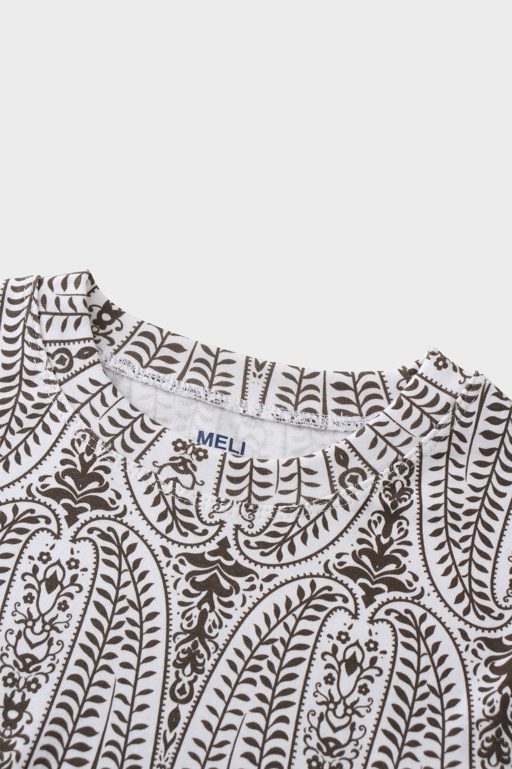 Basic Printed T-shirt-Paisley Vines Brown
