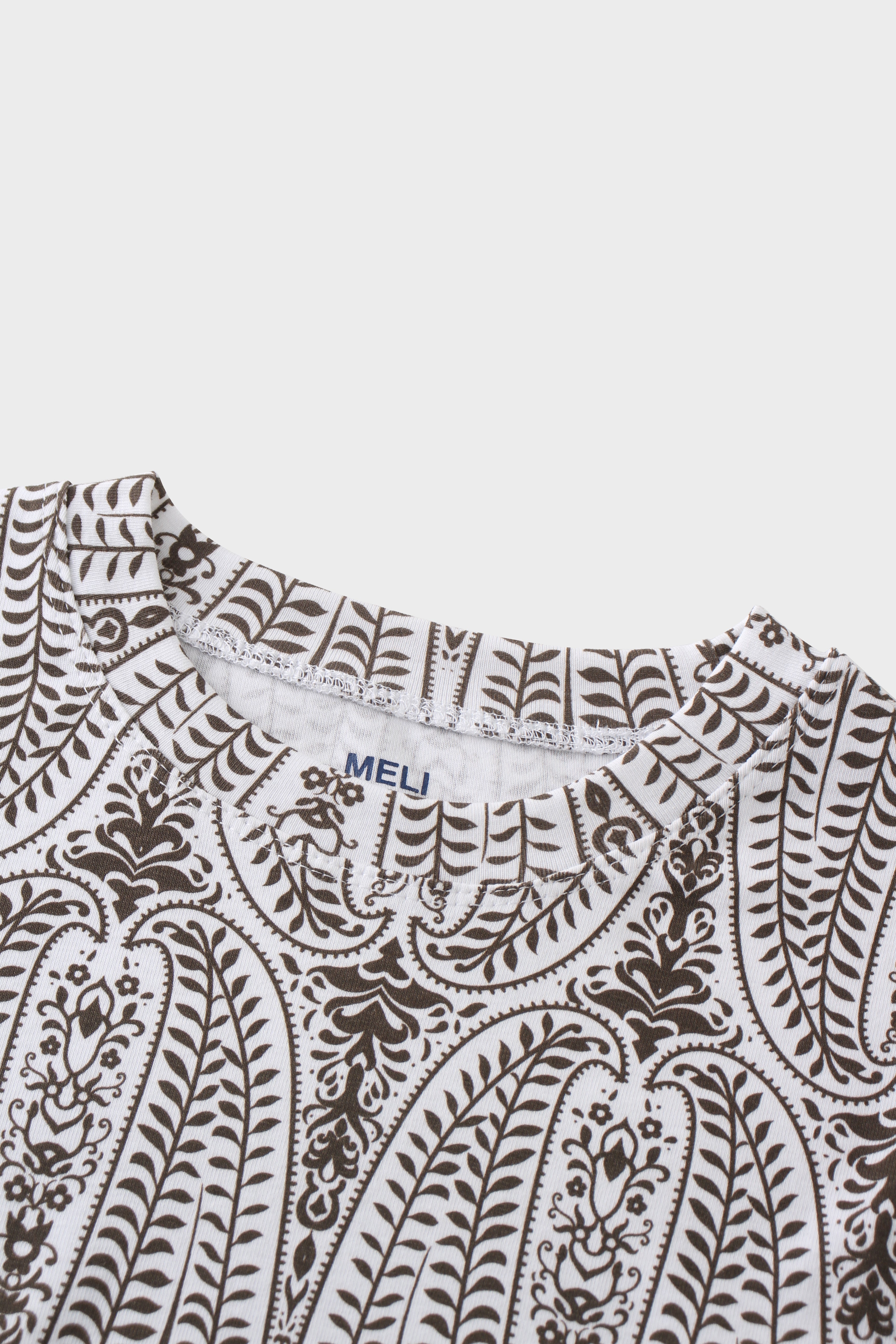 Basic Printed T-shirt-Paisley Vines Brown