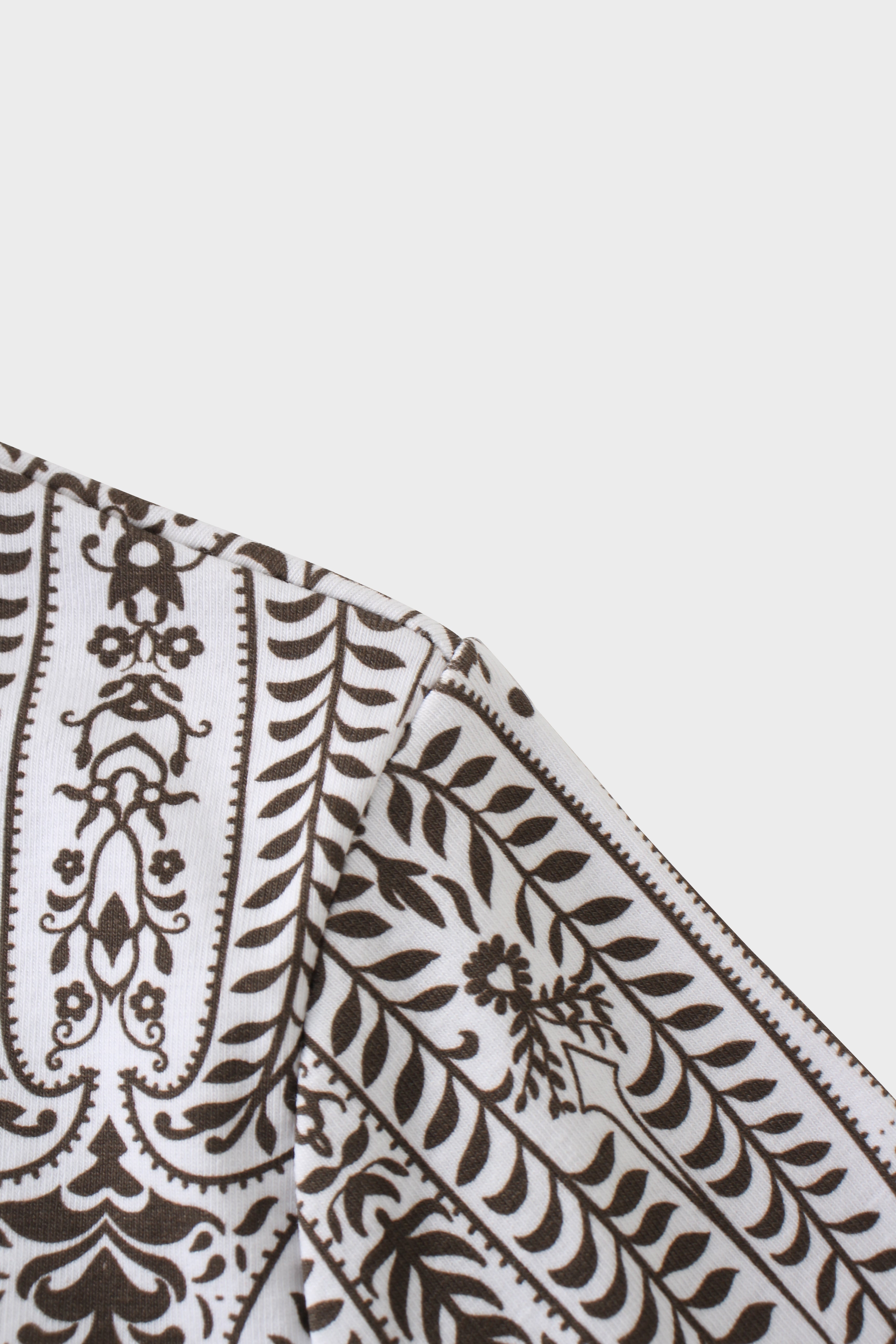 Basic Printed T-shirt-Paisley Vines Brown