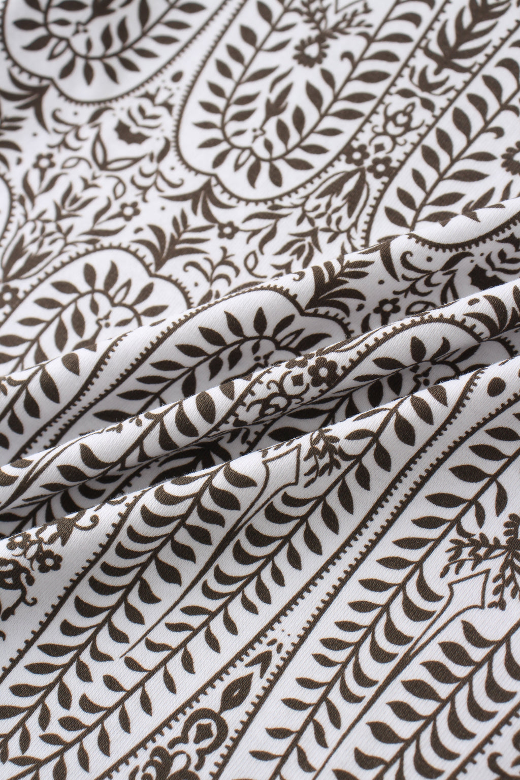 Basic Printed T-shirt-Paisley Vines Brown