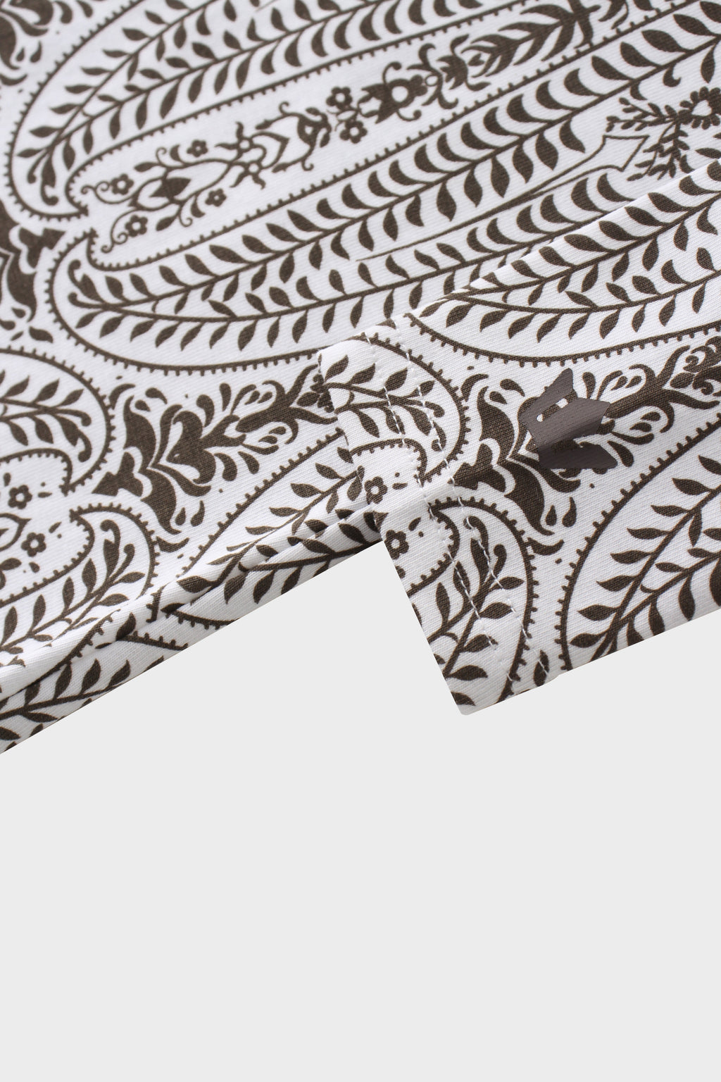 Basic Printed T-shirt-Paisley Vines Brown