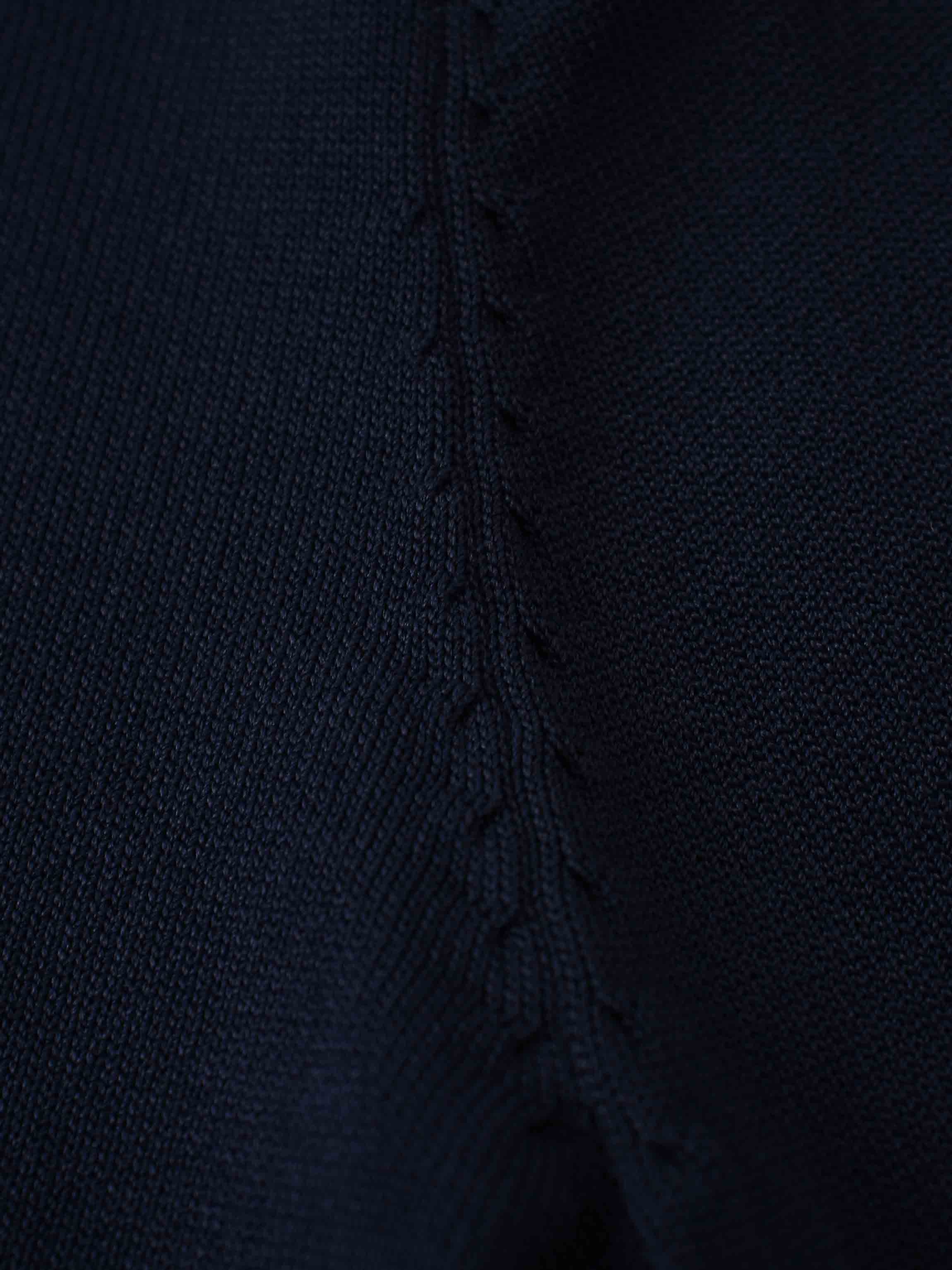 Jewel Button Collar Sweater-Navy/Cream