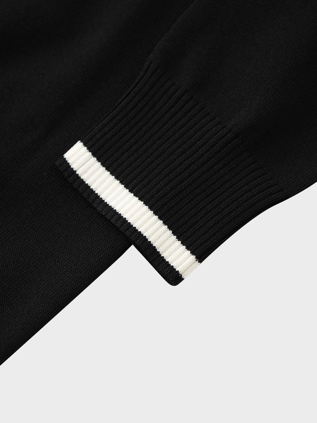 Jewel Button Collar Sweater-Black/Cream