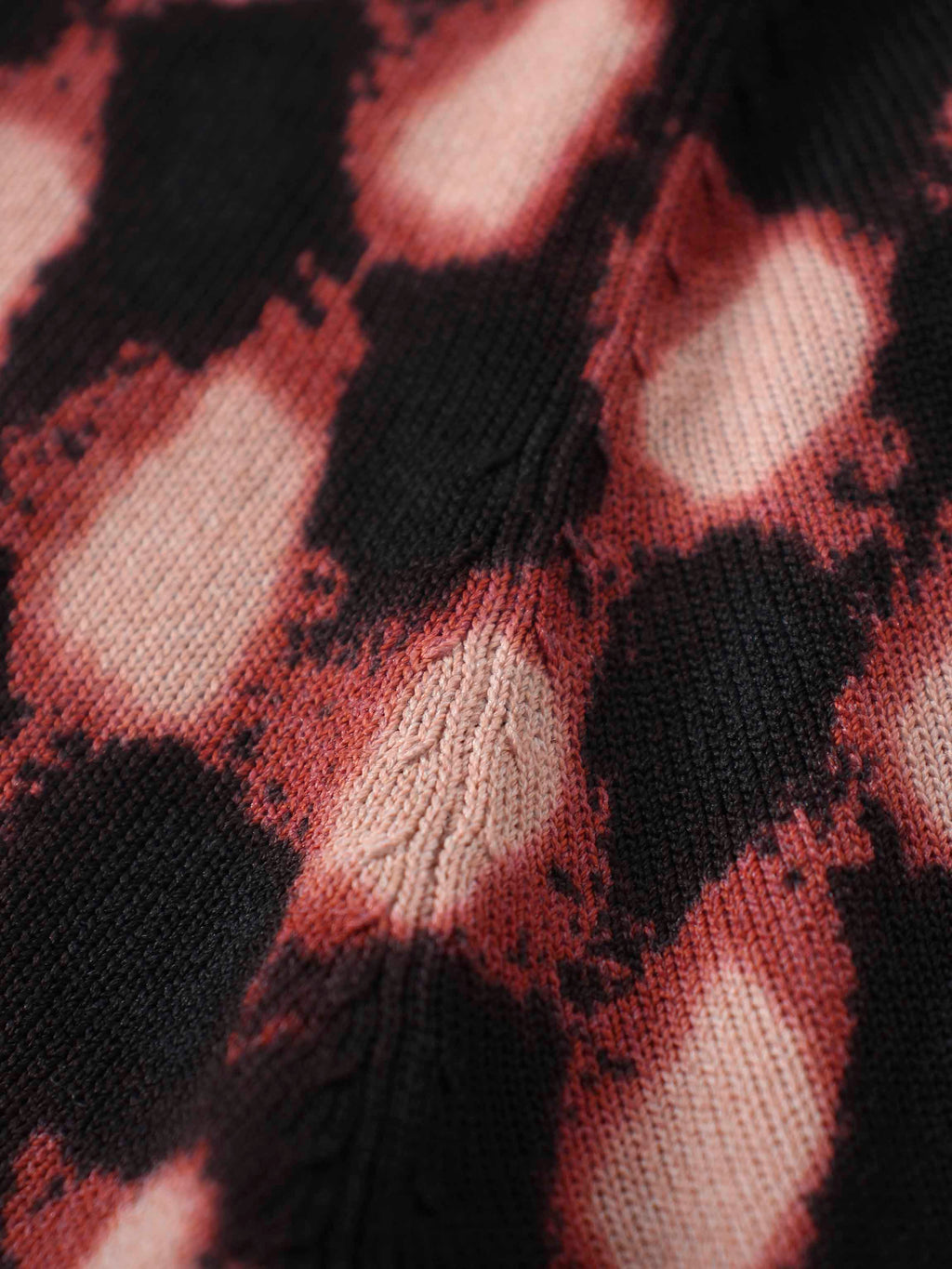 Buttoned Cardigan-Burgundy/Pink